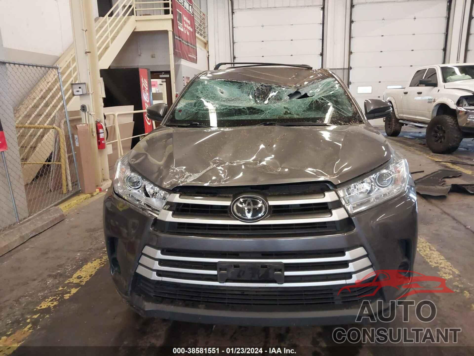 TOYOTA HIGHLANDER 2017 - 5TDBZRFH6HS471580