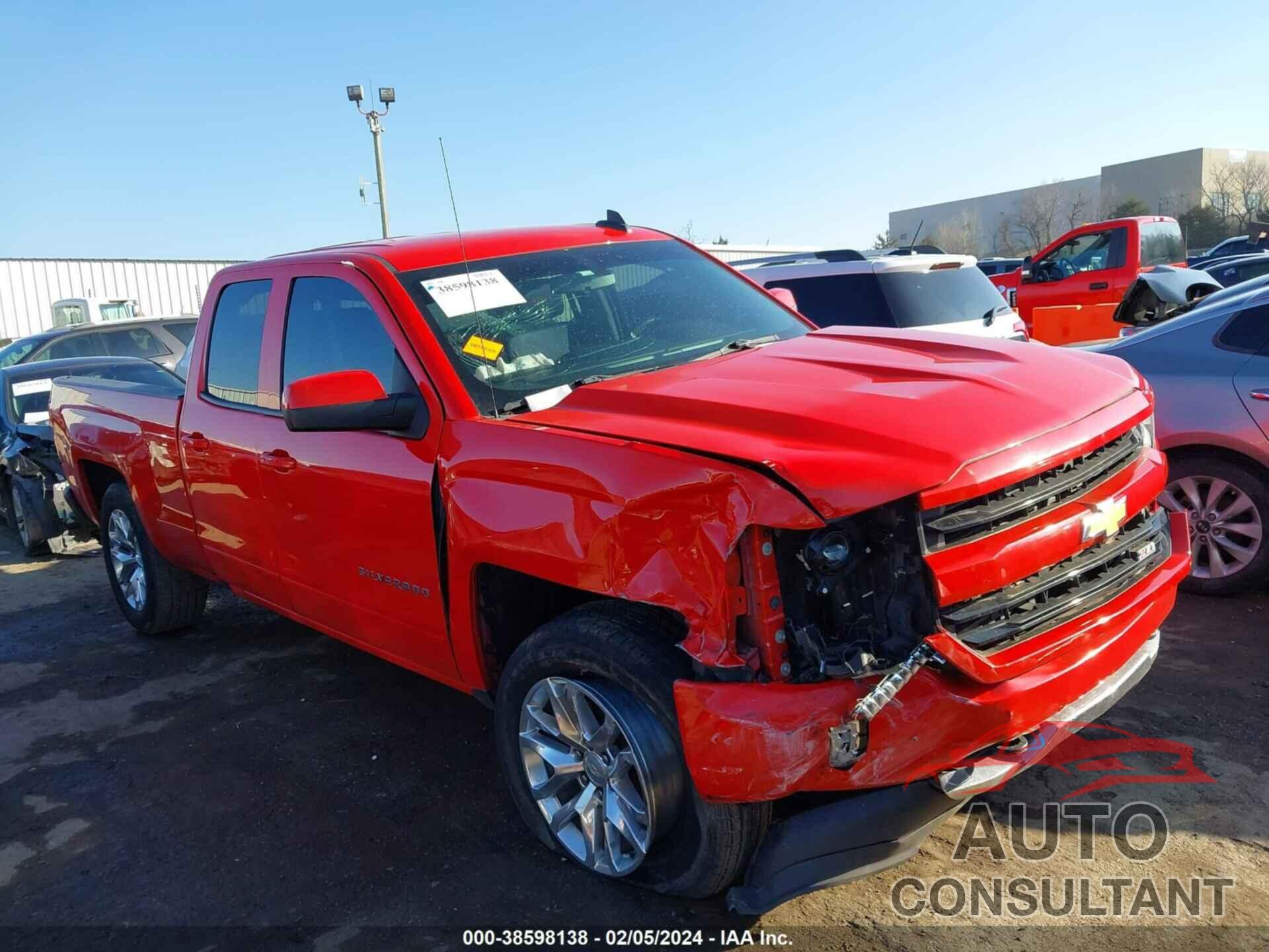 CHEVROLET SILVERADO 1500 2017 - 1GCVKREC3HZ371135