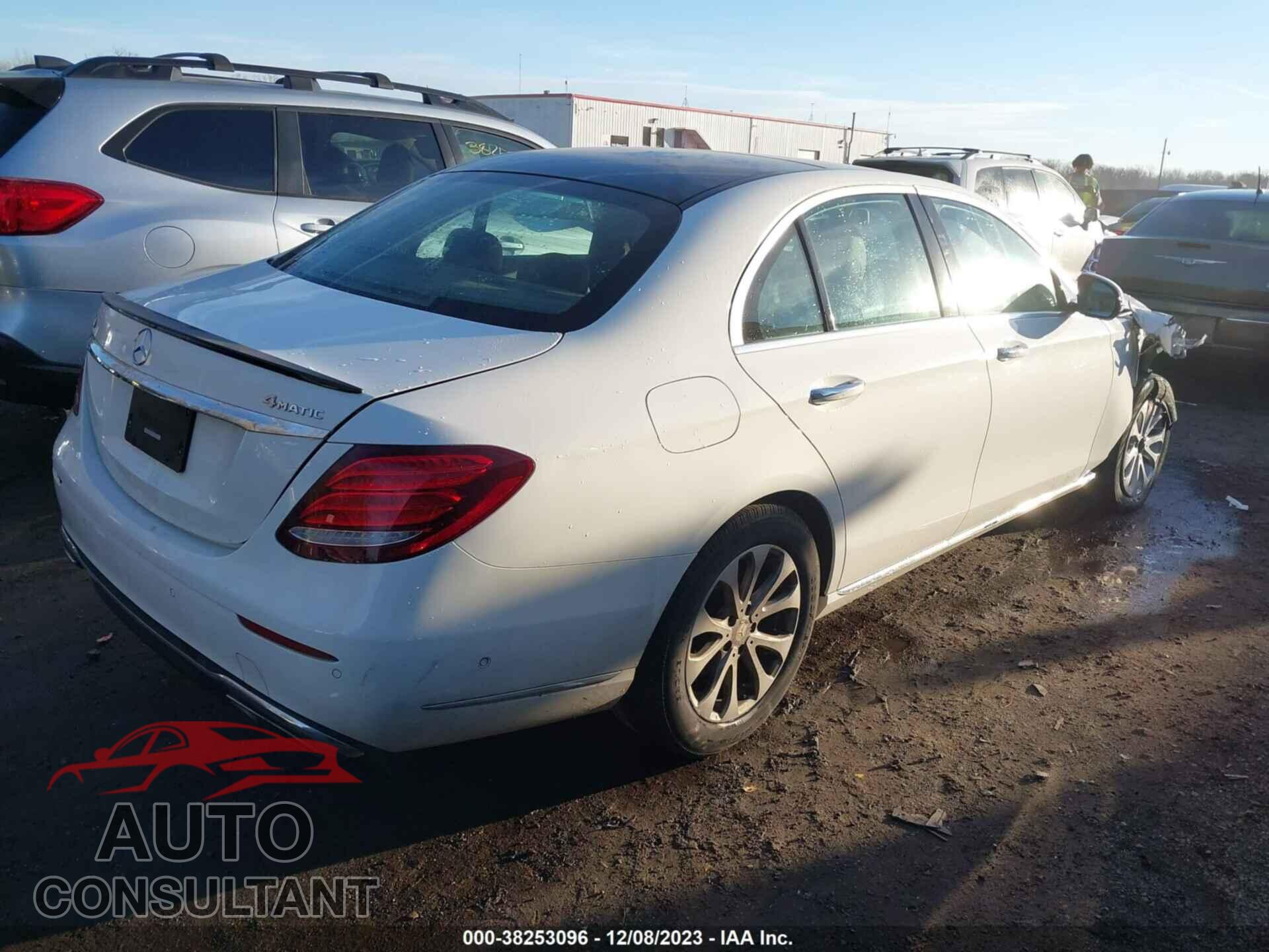 MERCEDES-BENZ E 2017 - WDDZF4KB3HA068865