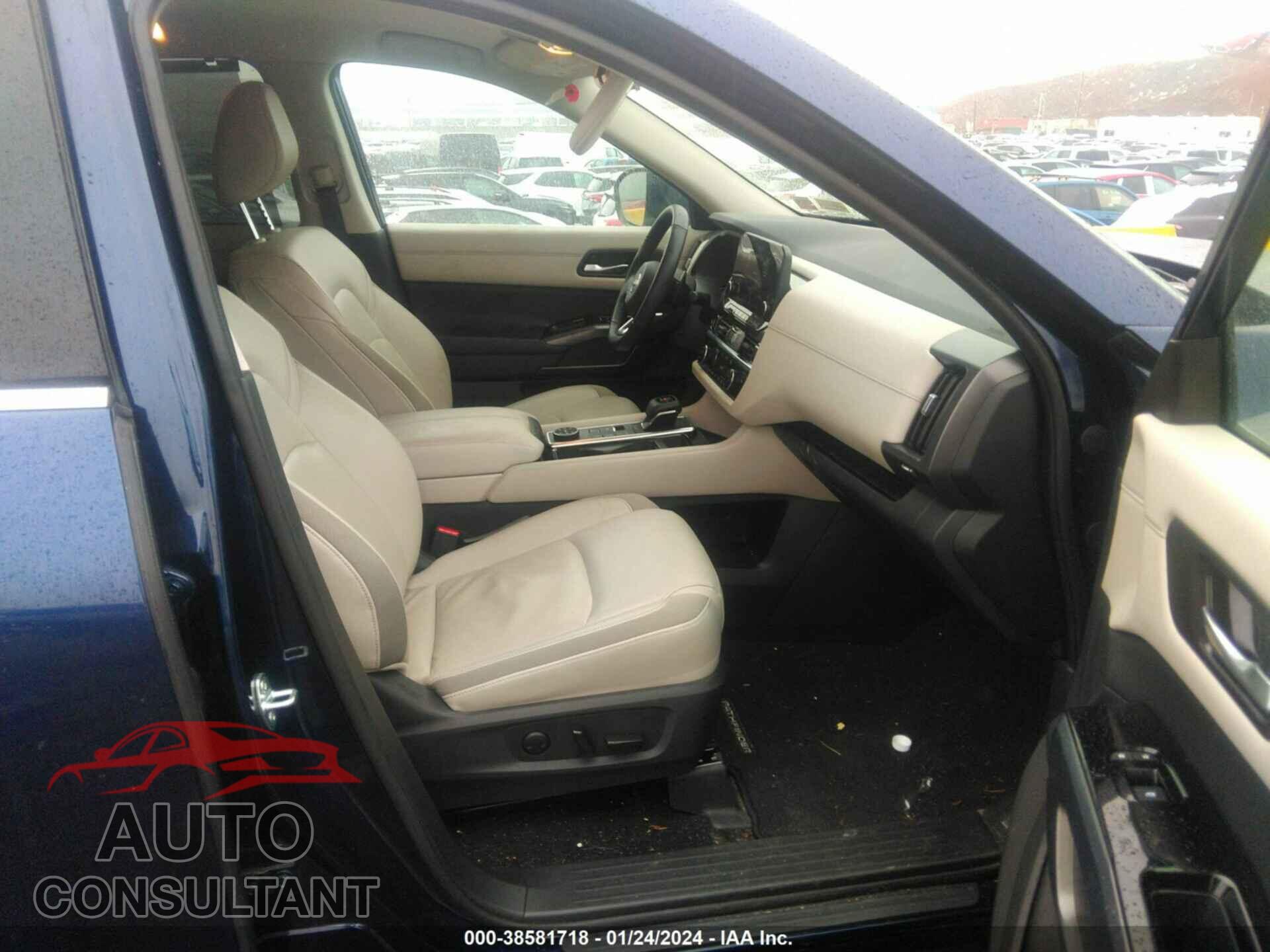 NISSAN PATHFINDER 2023 - 5N1DR3CC3PC243000
