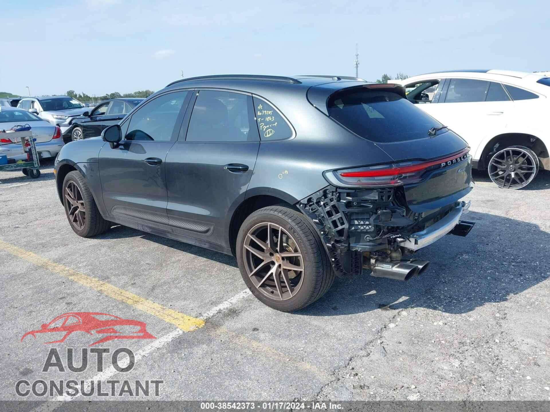PORSCHE MACAN 2022 - WP1AA2A57NLB10393