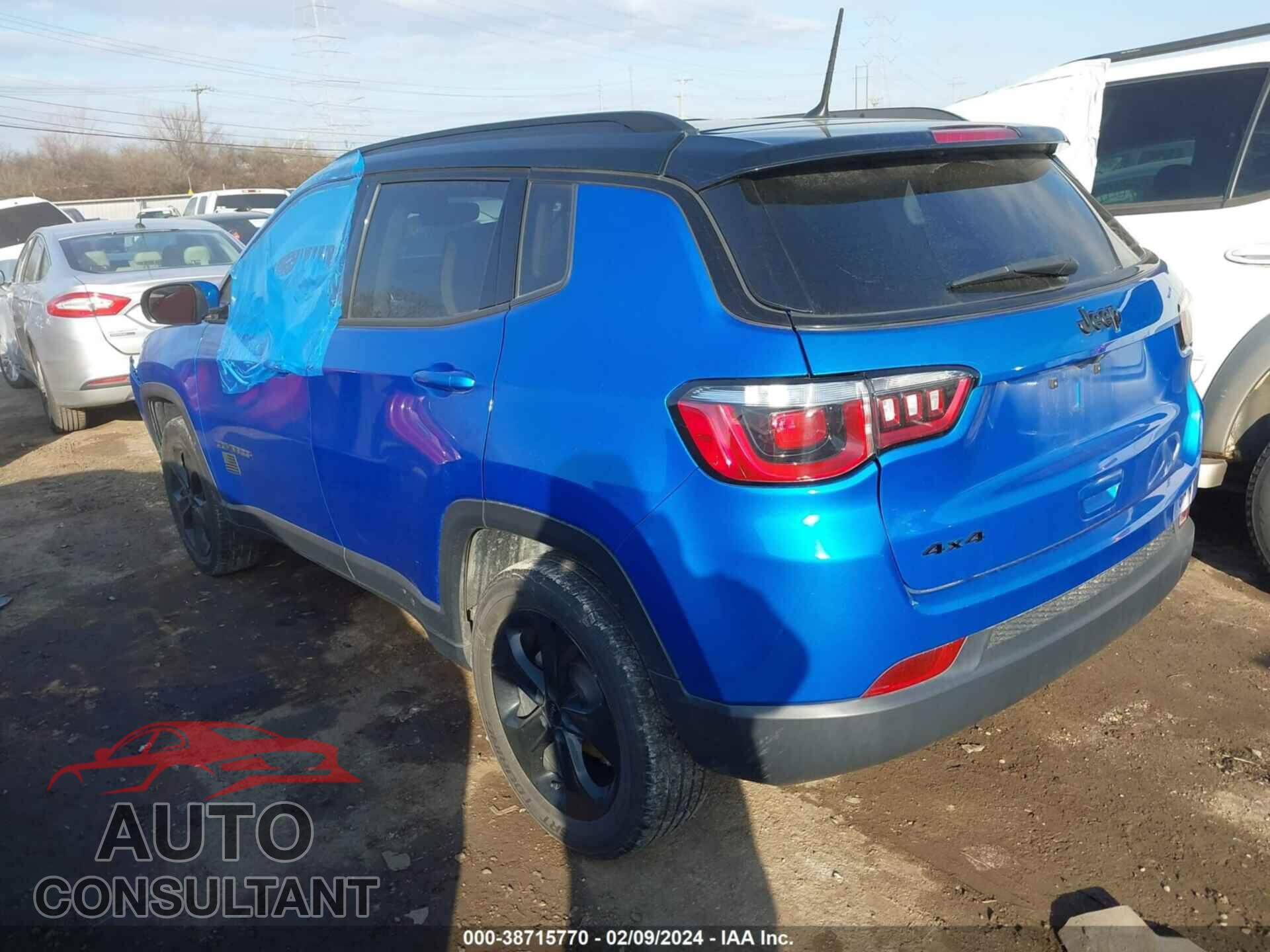 JEEP COMPASS 2018 - 3C4NJDBBXJT304000