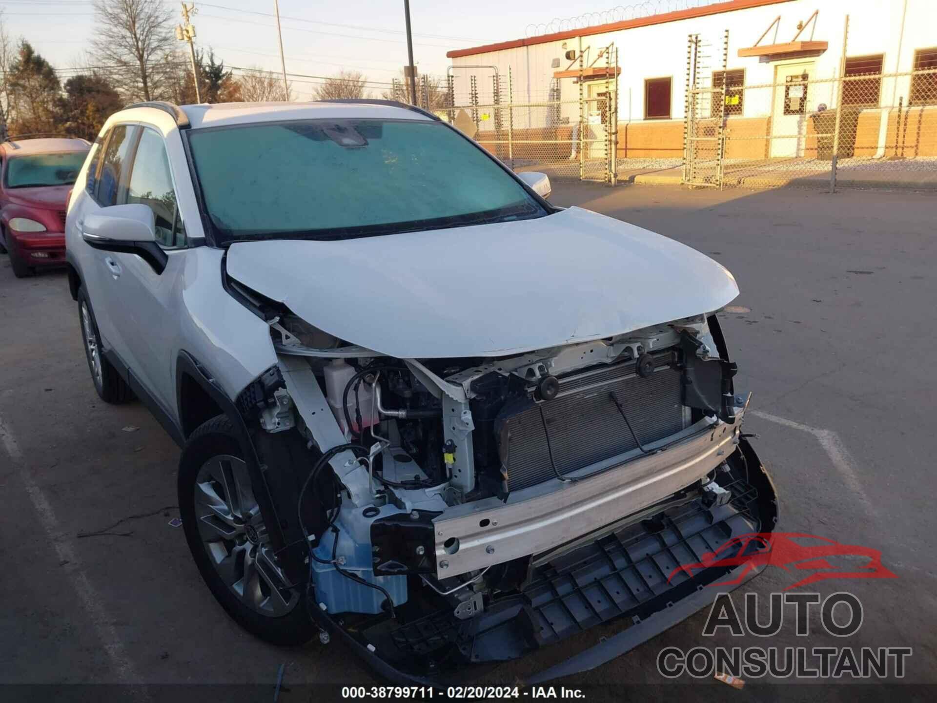 TOYOTA RAV4 2023 - 2T3C1RFV3PW285848