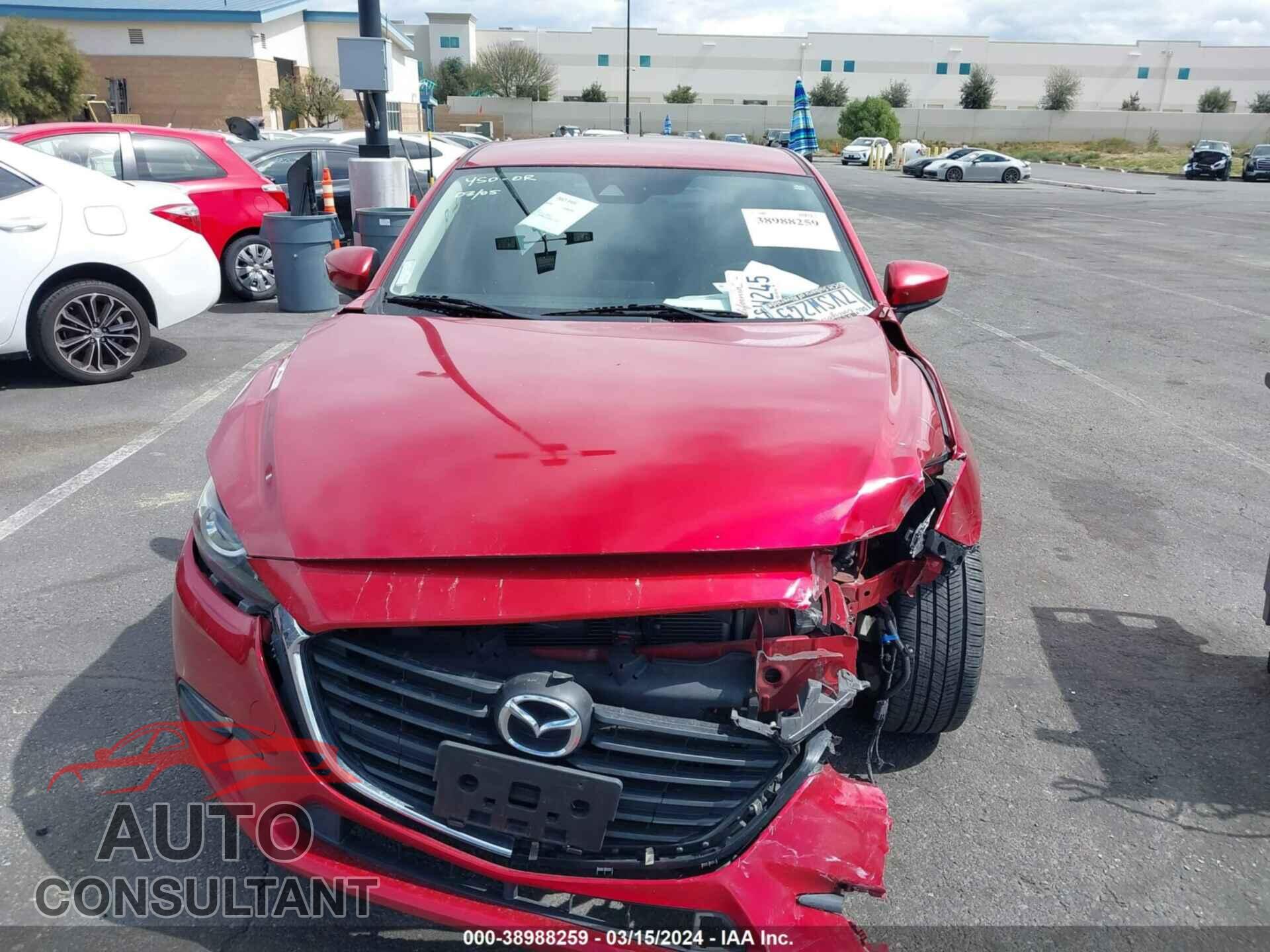 MAZDA MAZDA3 2017 - JM1BN1L7XH1102808