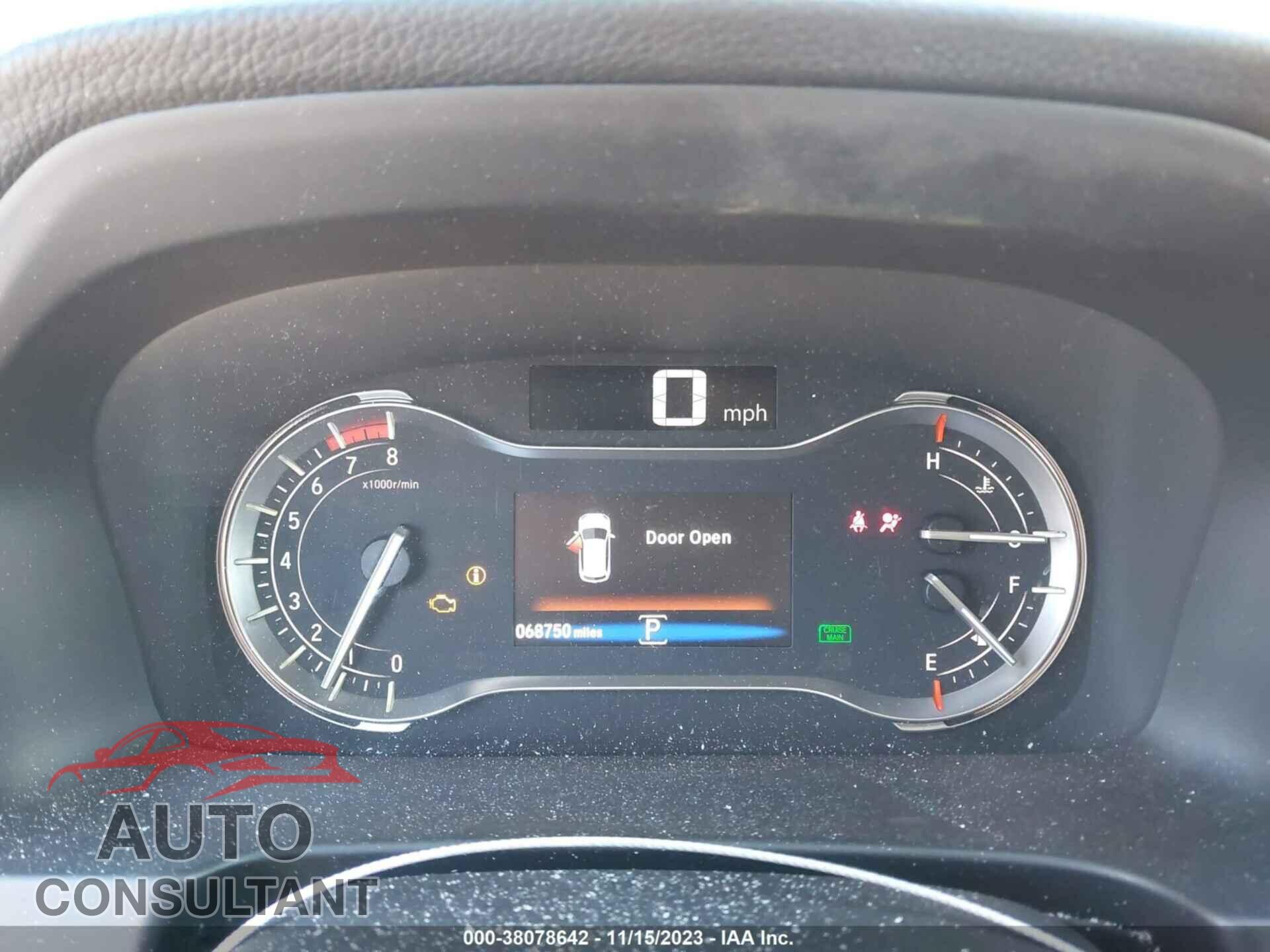 HONDA PILOT 2017 - 5FNYF5H10HB006535