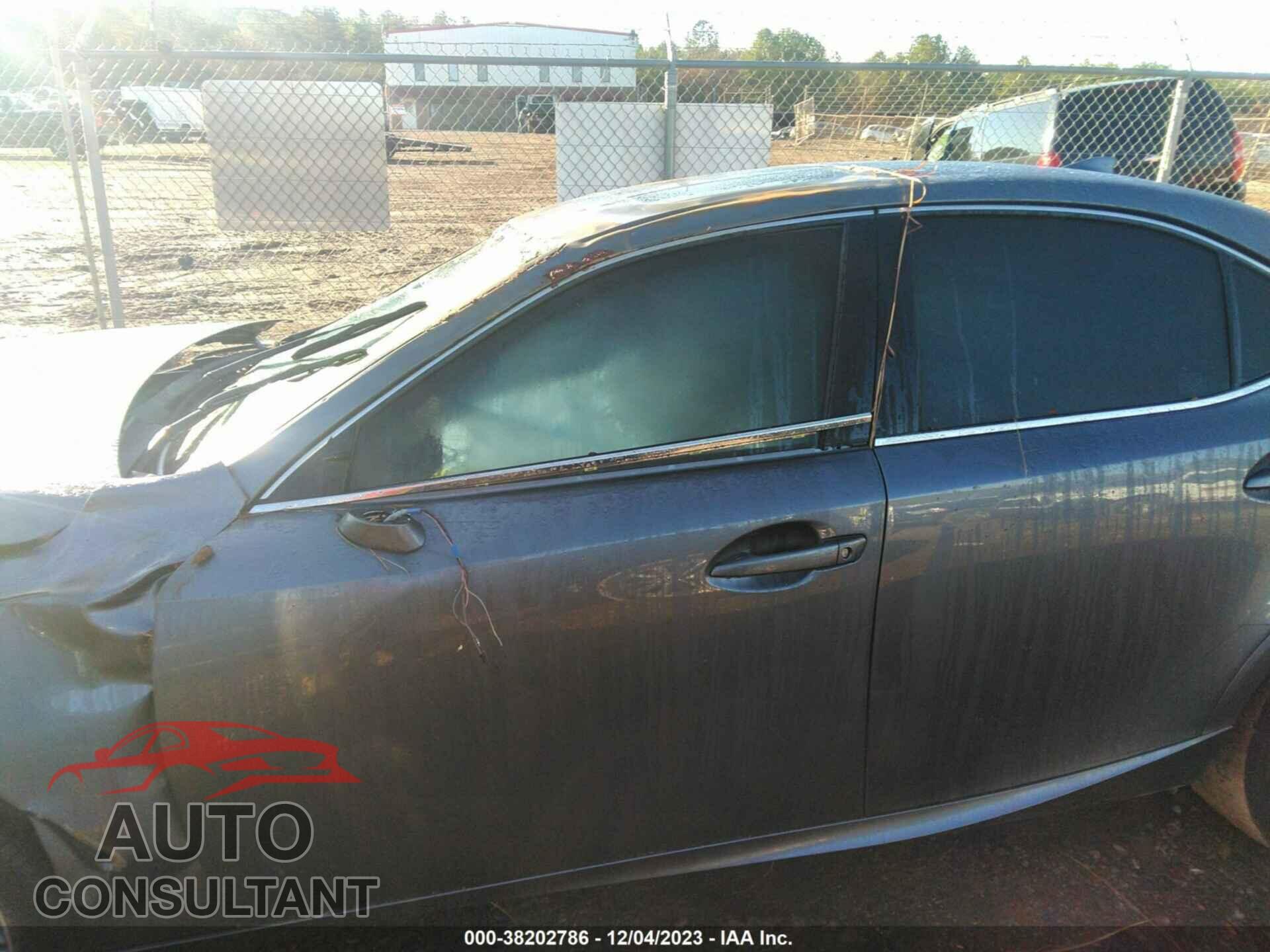 LEXUS IS 2019 - JTHBA1D2XK5093329