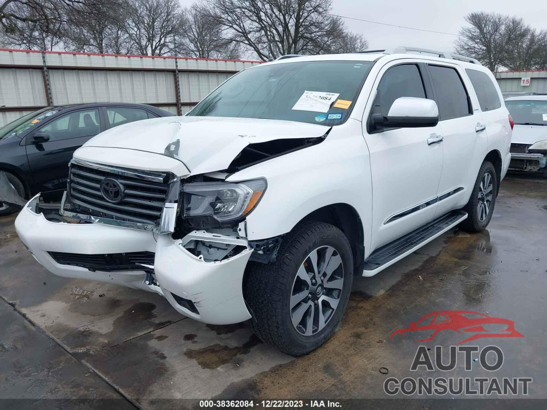 TOYOTA SEQUOIA 2018 - 5TDKY5G10JS071484