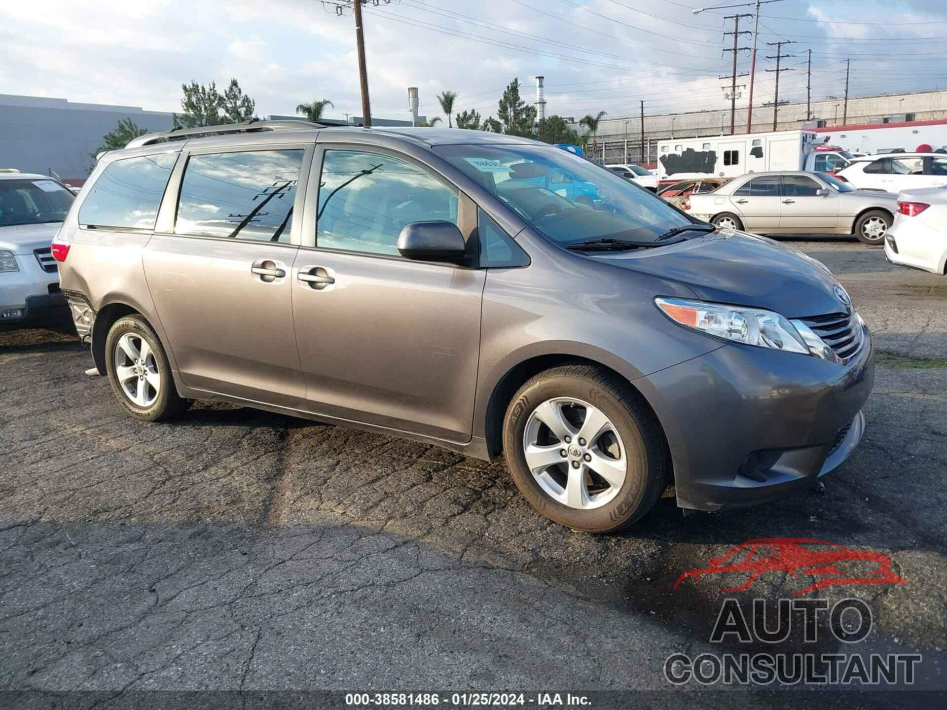 TOYOTA SIENNA 2017 - 5TDKZ3DC2HS855893