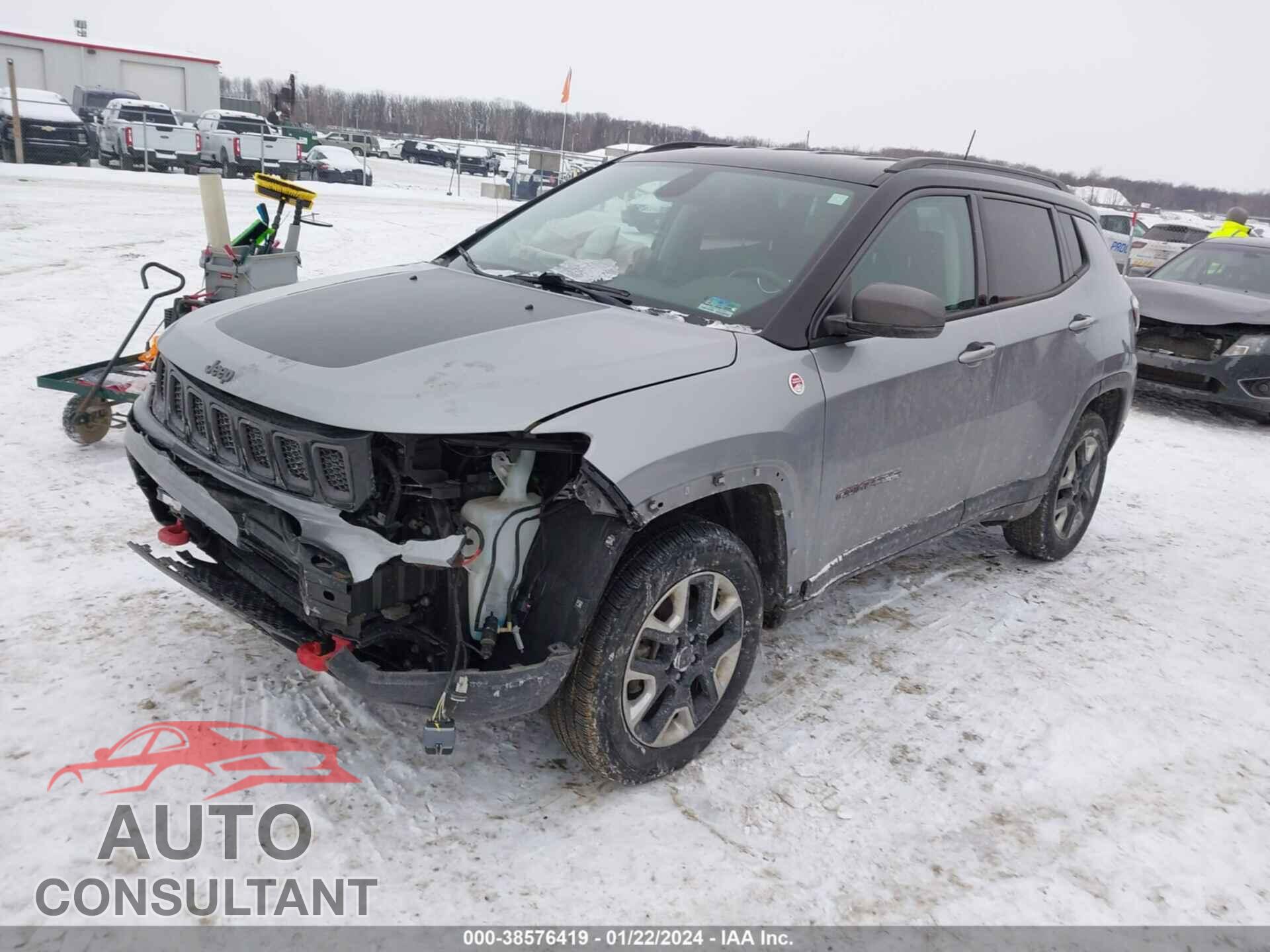 JEEP COMPASS 2018 - 3C4NJDDB5JT163527