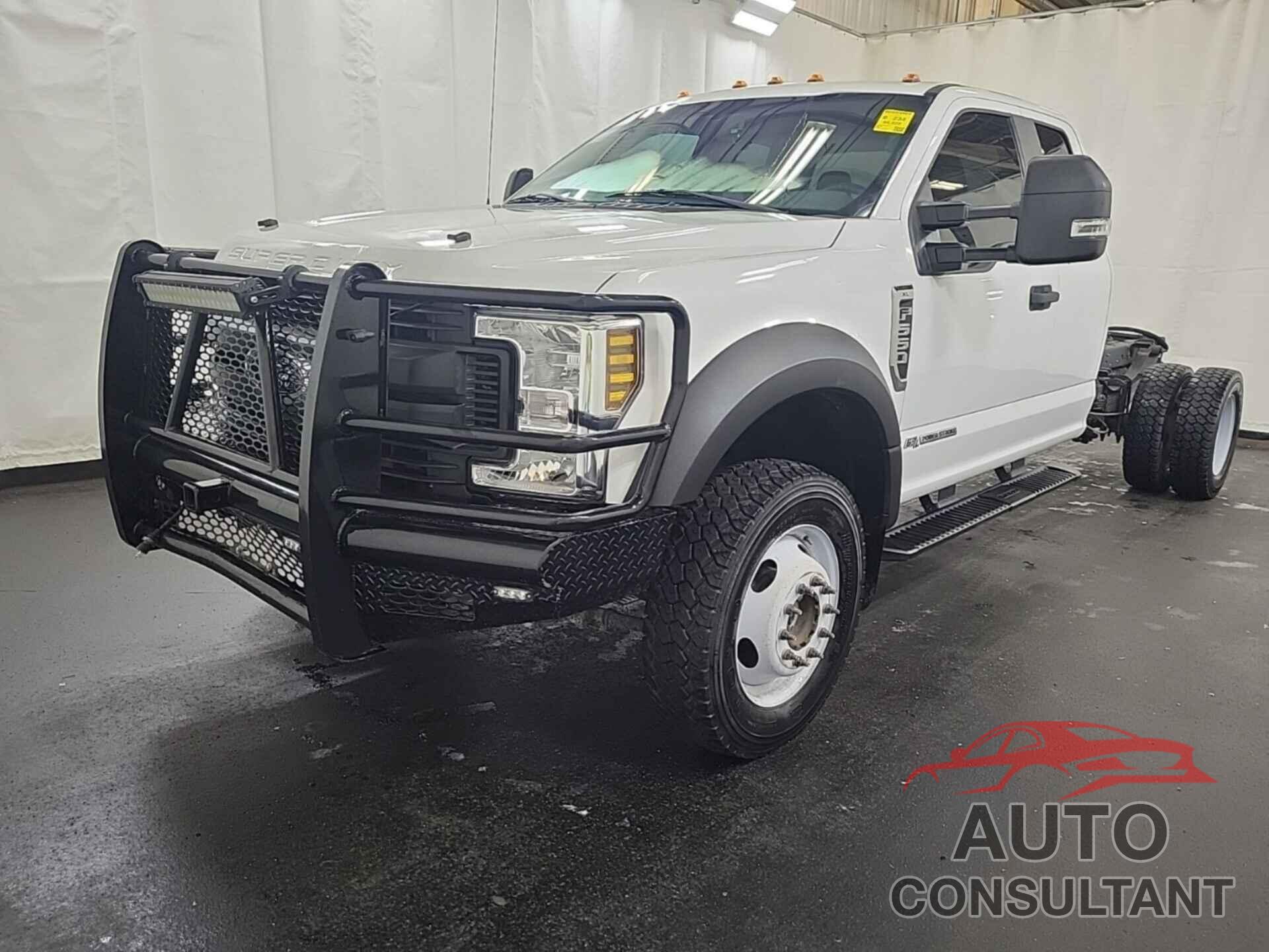 FORD F-550 CHASSIS 2019 - 1FD0X5HT9KEG80635