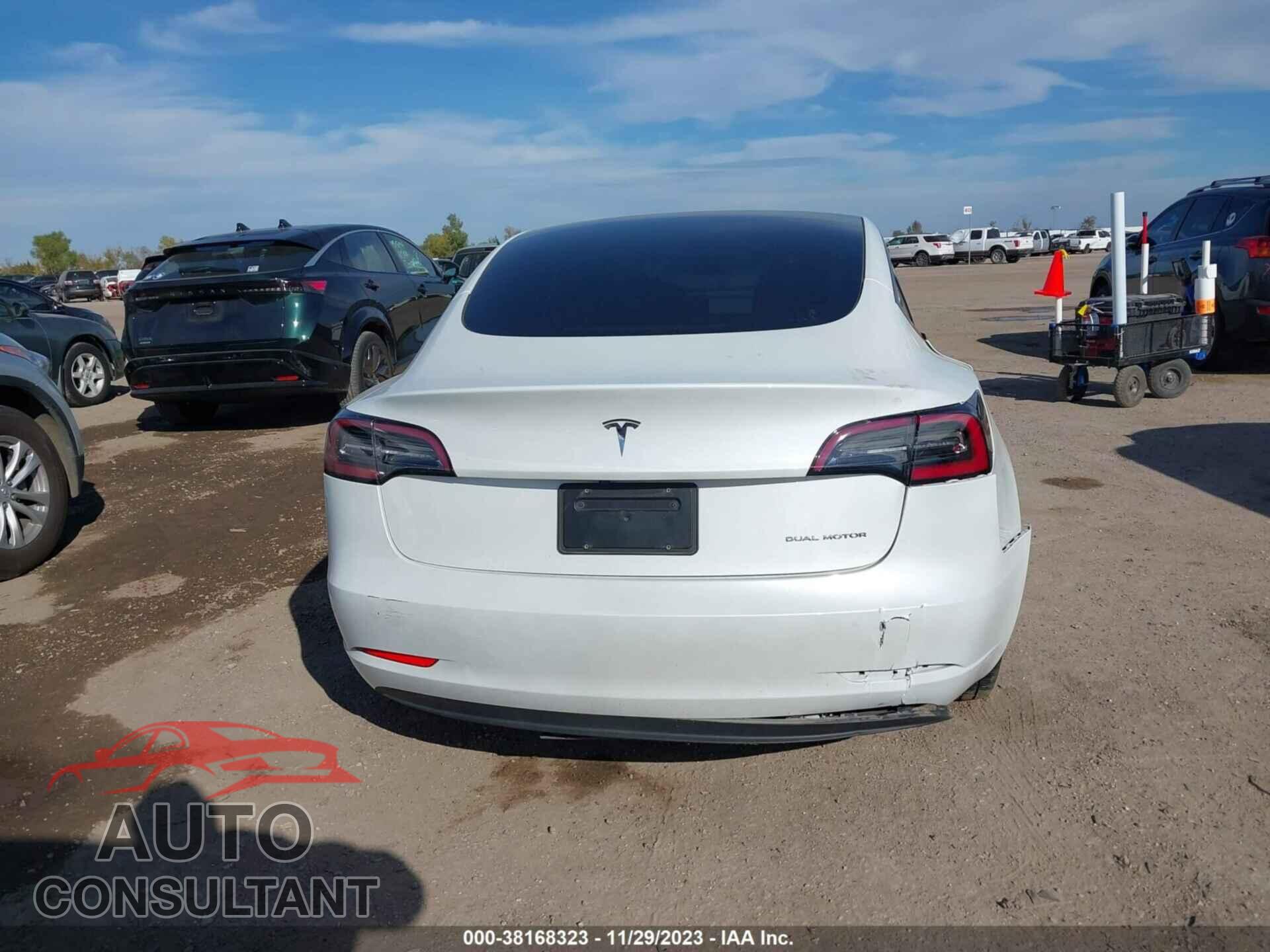 TESLA MODEL 3 2023 - 5YJ3E1EB8PF393269