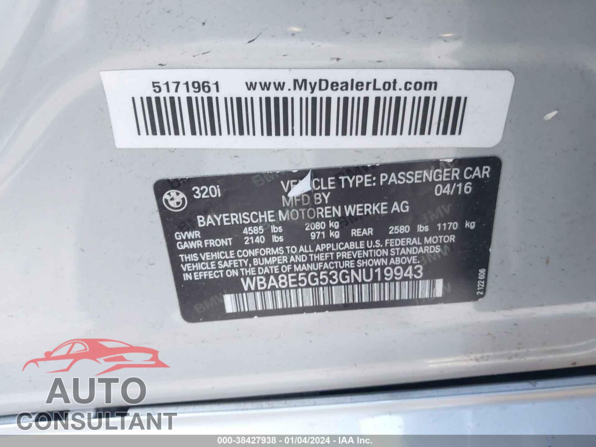 BMW 320I 2016 - WBA8E5G53GNU19943
