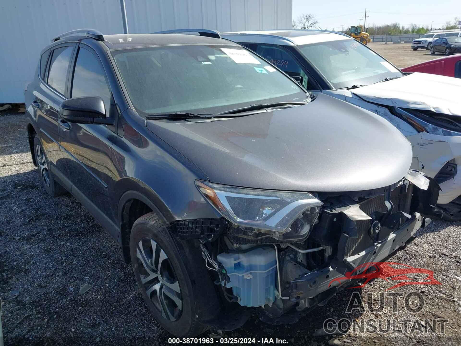 TOYOTA RAV4 2017 - JTMZFREV0HJ705014