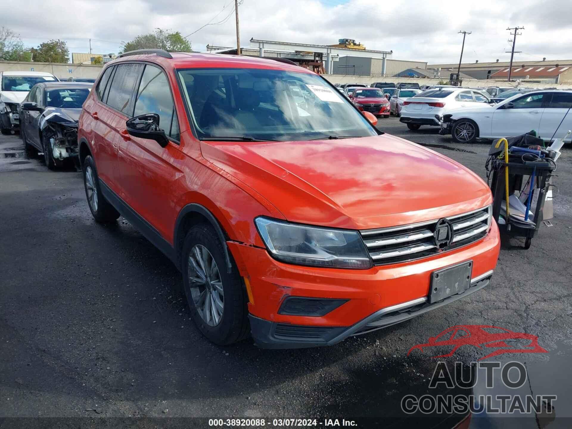 VOLKSWAGEN TIGUAN 2019 - 3VV1B7AX4KM135471