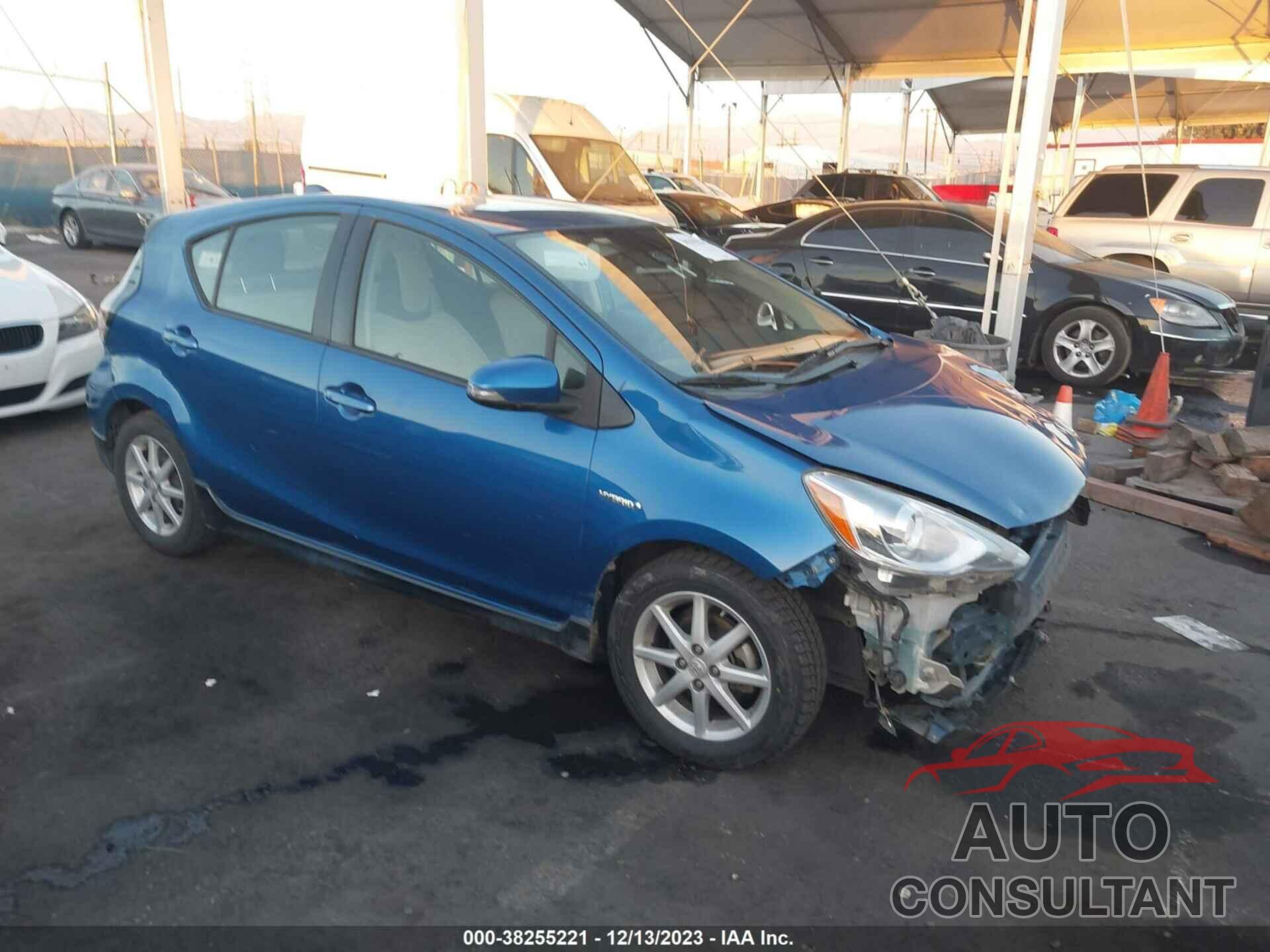 TOYOTA PRIUS C 2017 - JTDKDTB31H1597588