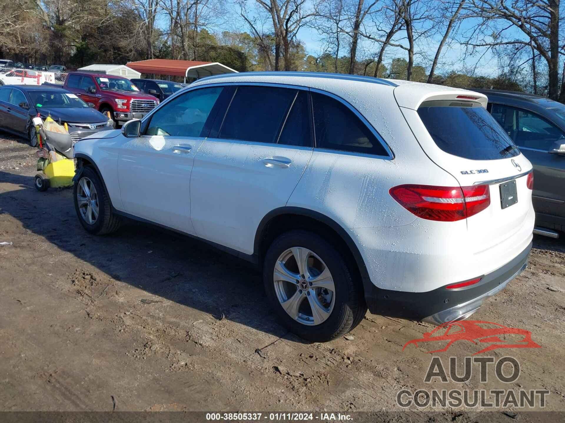 MERCEDES-BENZ GLC 300 2018 - WDC0G4JB6JV093933