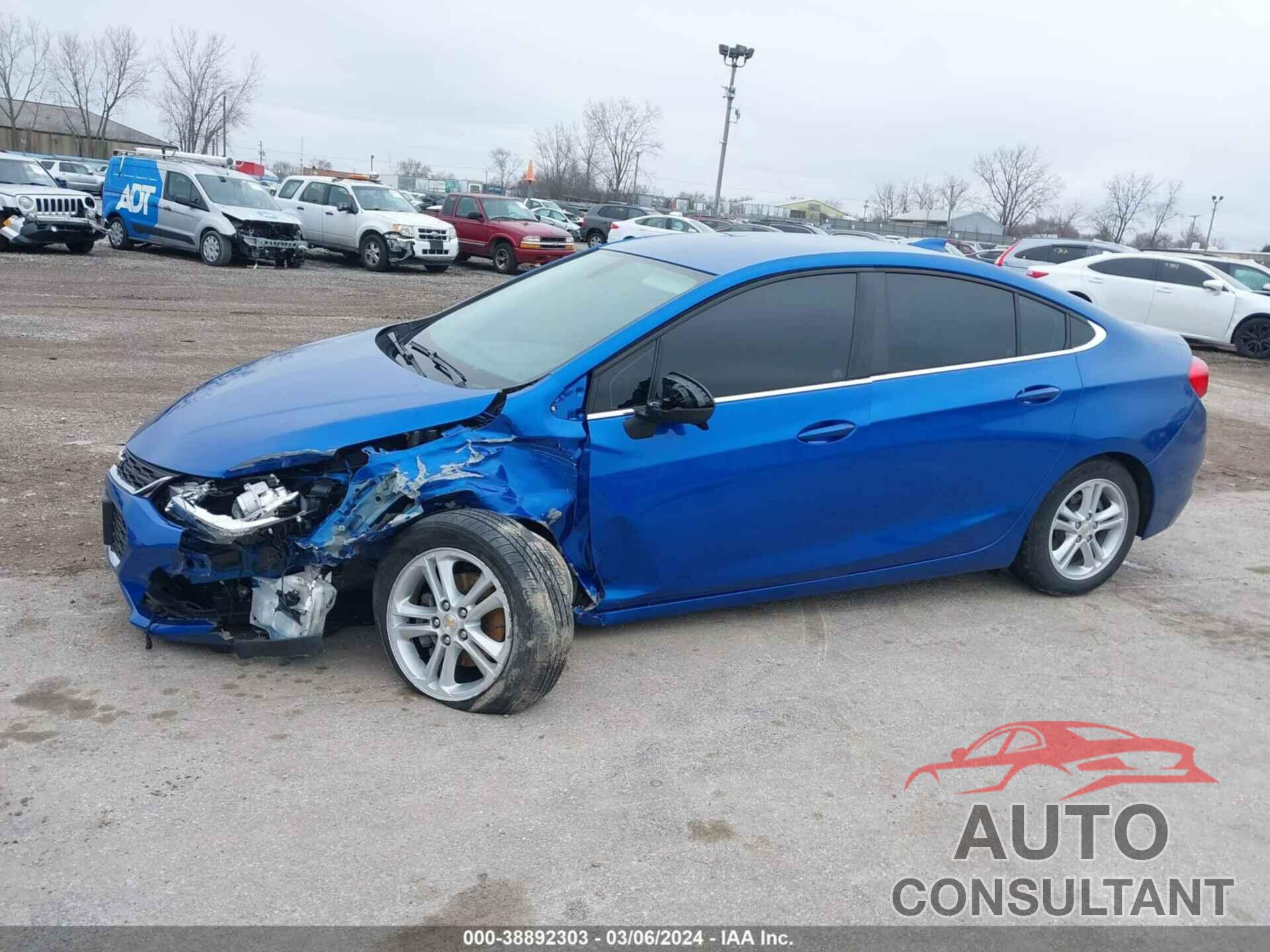 CHEVROLET CRUZE 2017 - 1G1BE5SM1H7138858