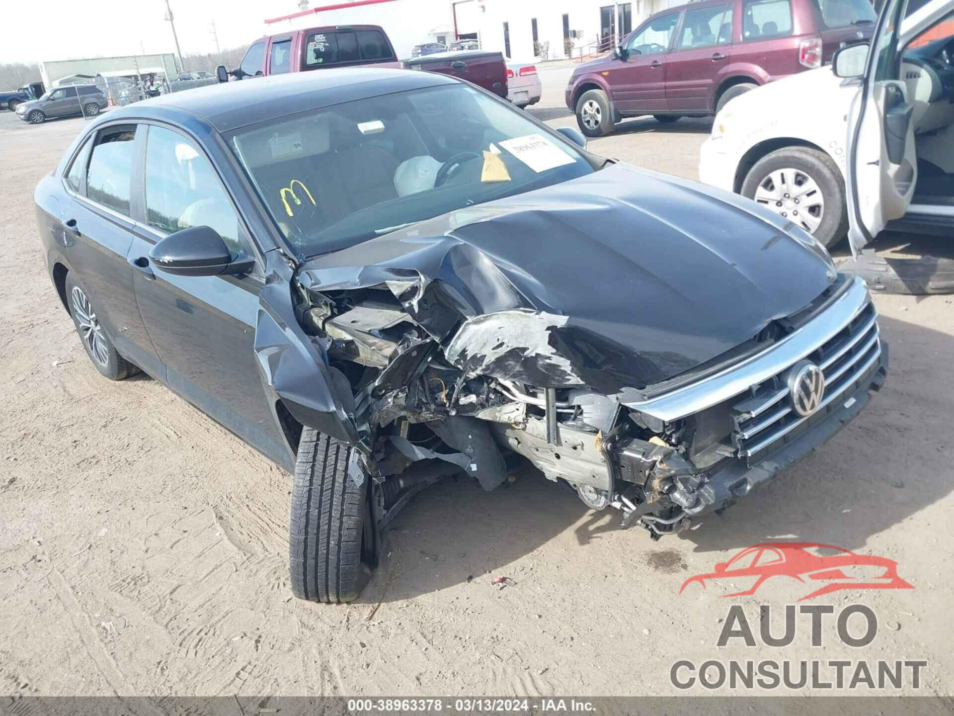 VOLKSWAGEN JETTA 2019 - 3VWC57BUXKM072618