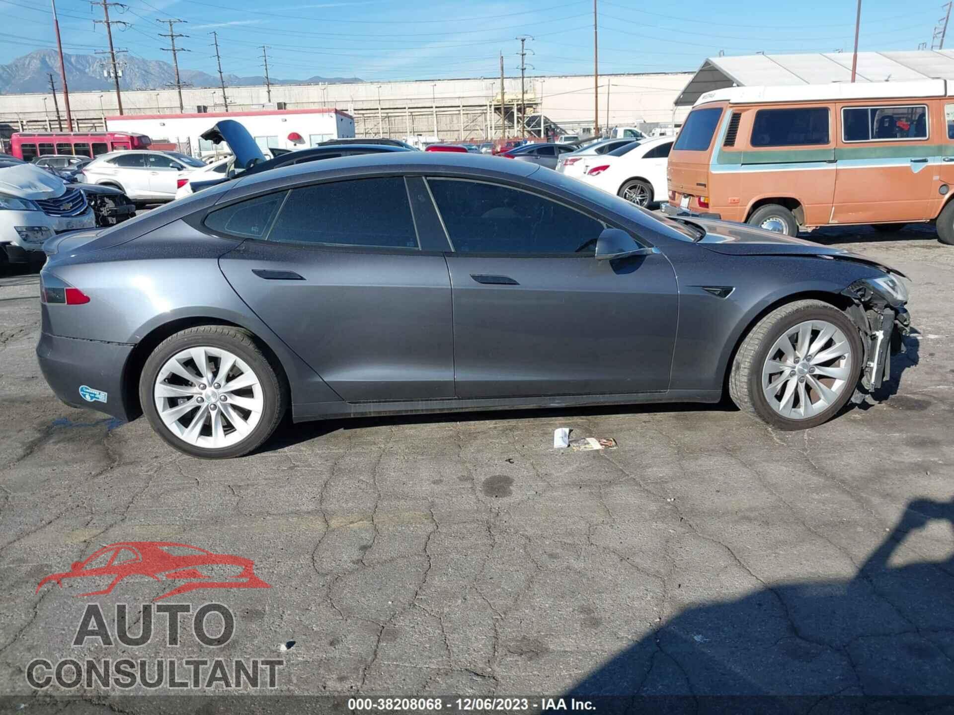 TESLA MODEL S 2017 - 5YJSA1E15HF197001