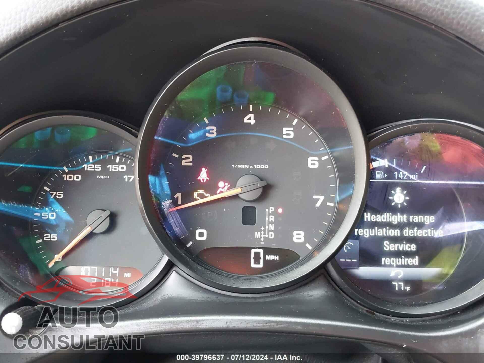 PORSCHE MACAN 2018 - WP1AA2A51JLB12313