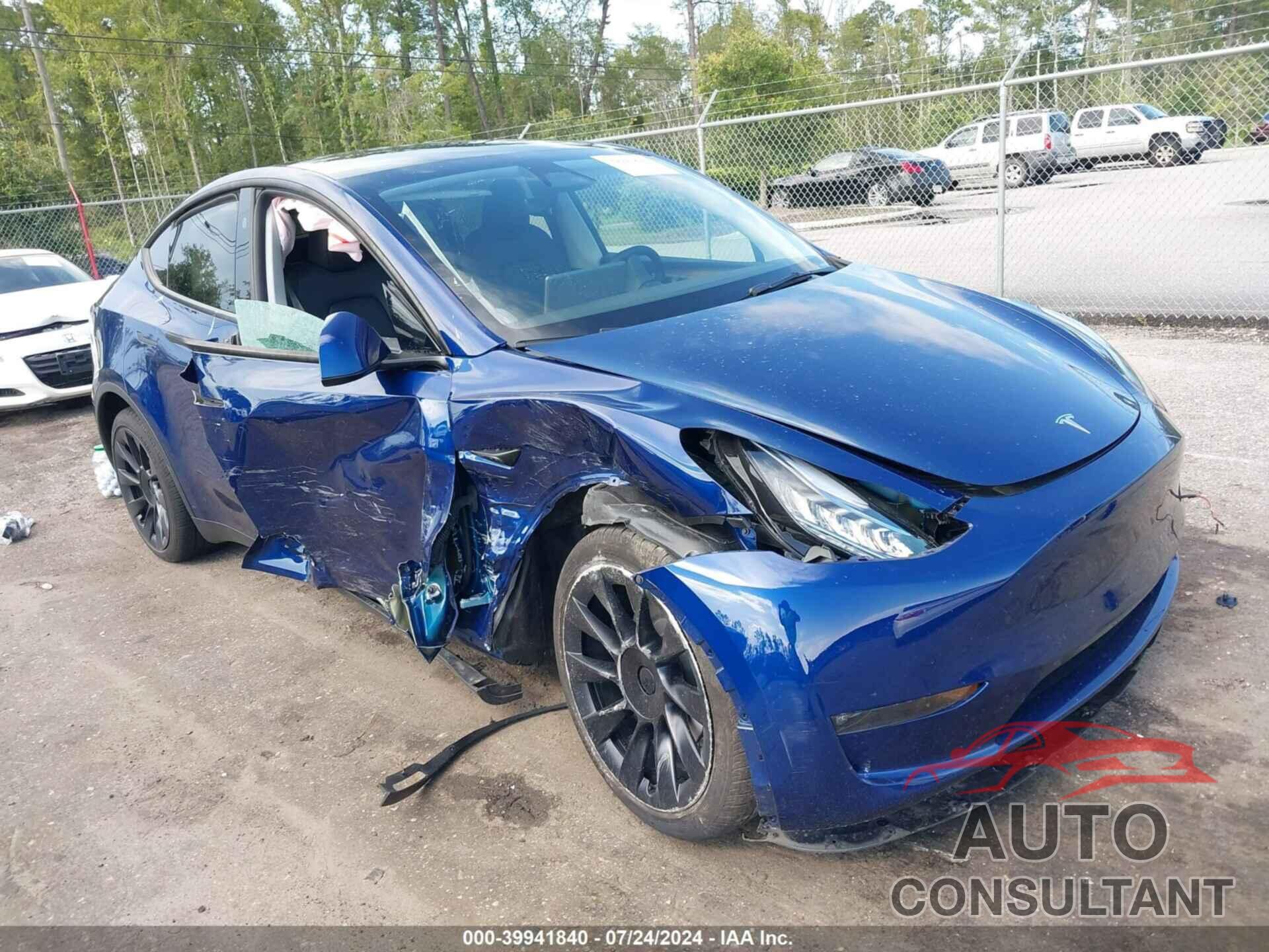 TESLA MODEL Y 2023 - 7SAYGDEE0PA135422