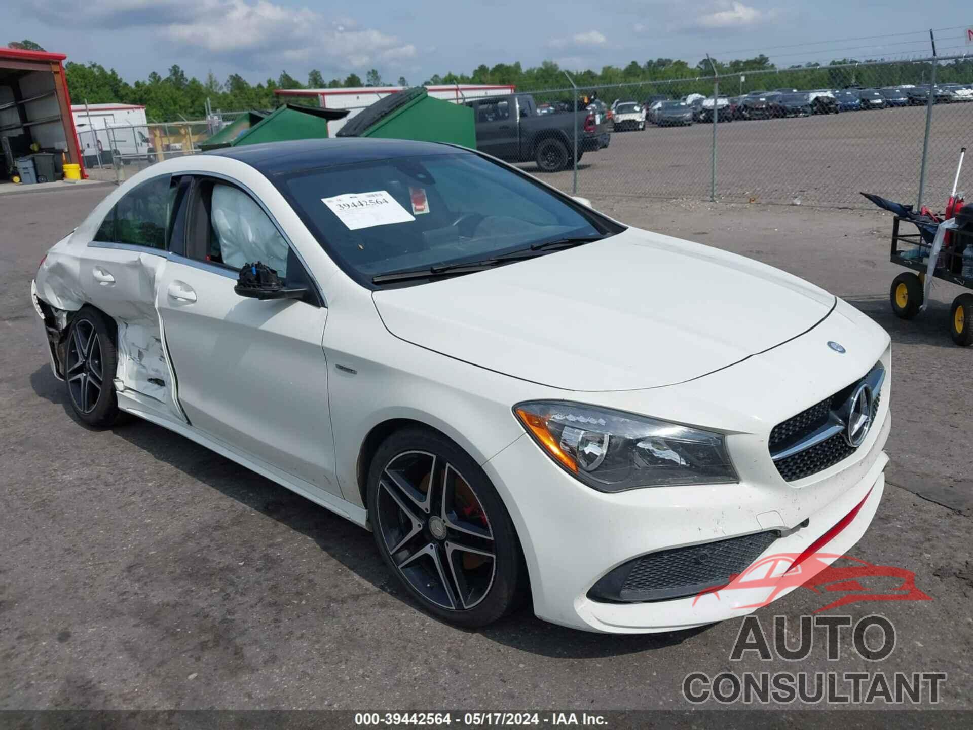 MERCEDES-BENZ CLA 250 2017 - WDDSJ4EB9HN471768
