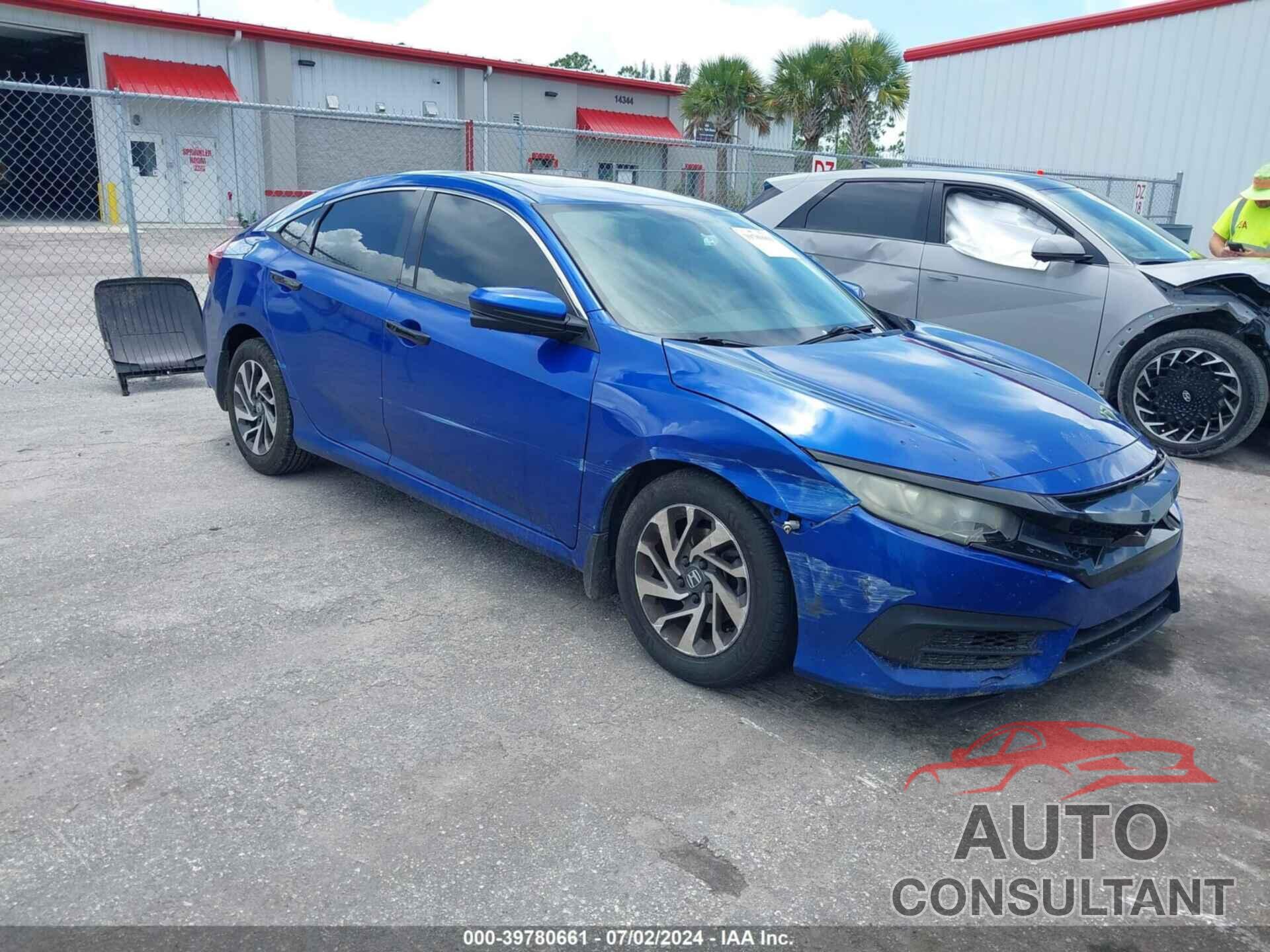 HONDA CIVIC 2018 - 2HGFC2F70JH590765