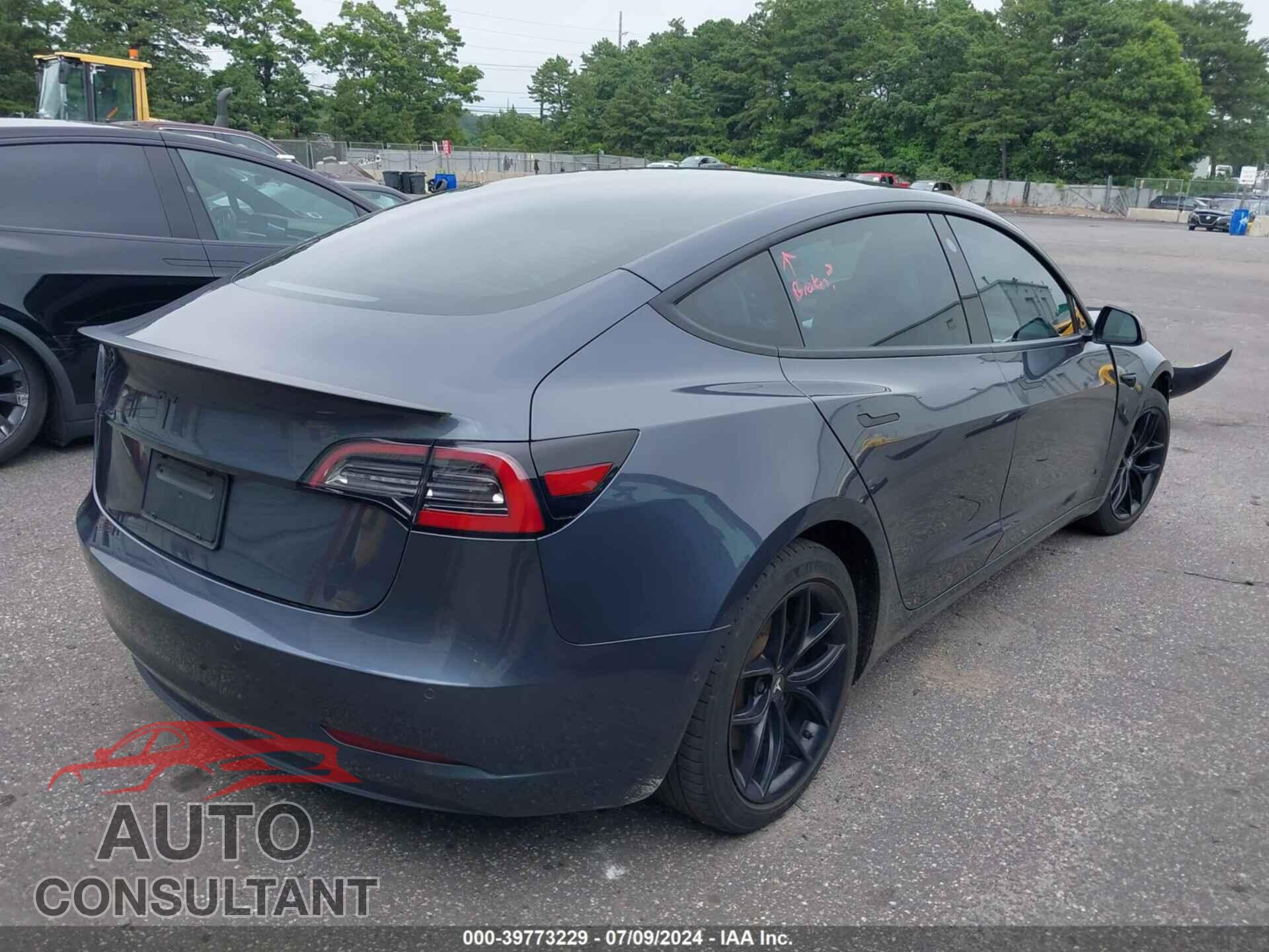 TESLA MODEL 3 2021 - 5YJ3E1EC1MF849682