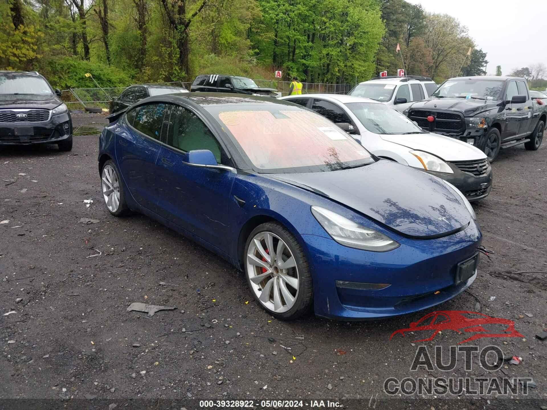 TESLA MODEL 3 2018 - 5YJ3E1EB9JF074146