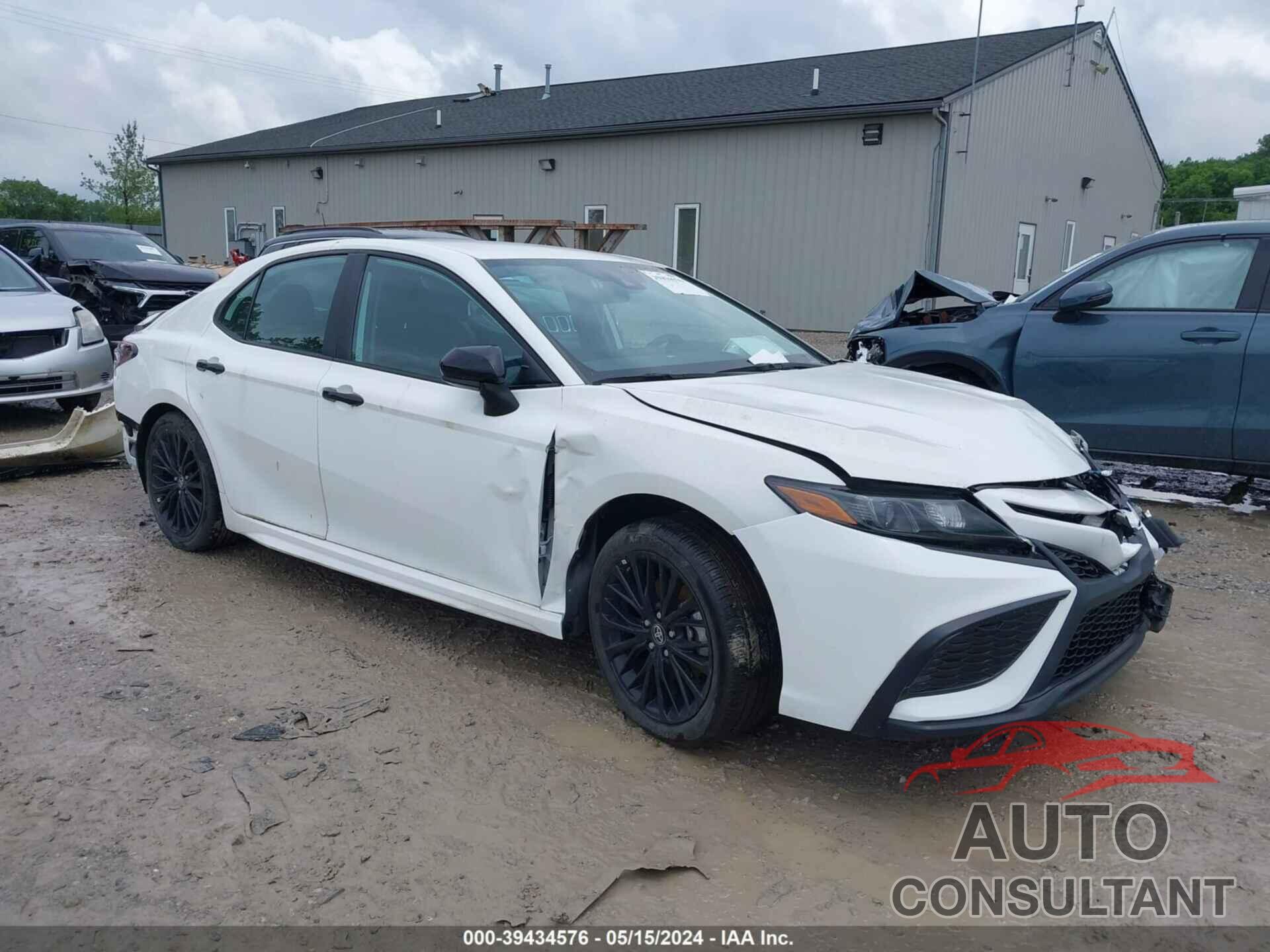 TOYOTA CAMRY 2021 - 4T1G11AK3MU493720