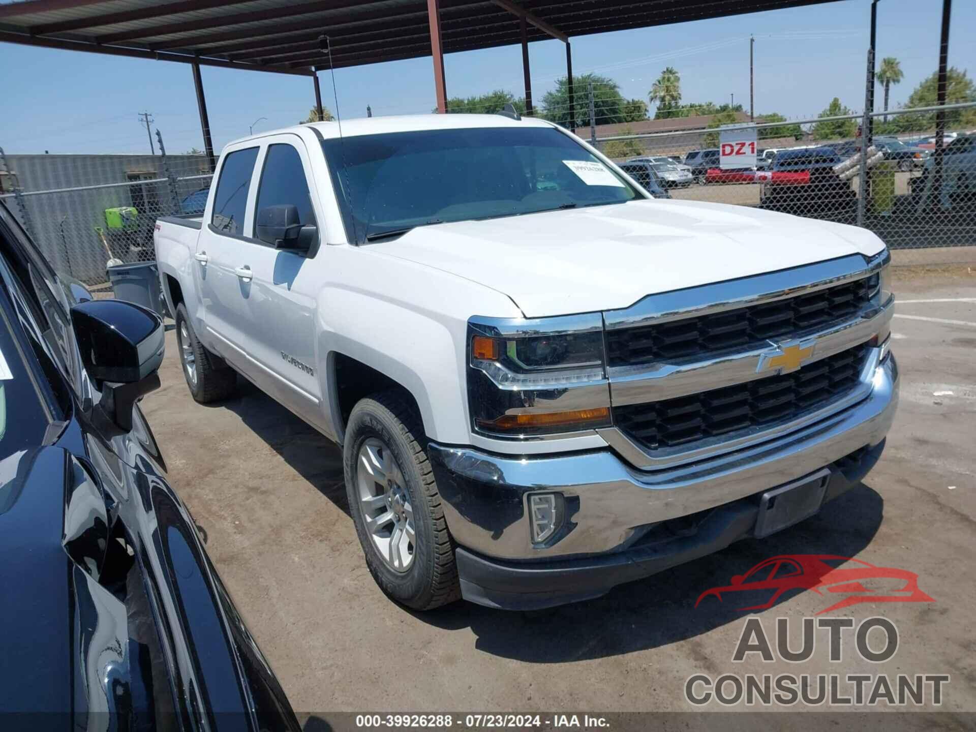 CHEVROLET SILVERADO 1500 2018 - 3GCUKREC8JG312857