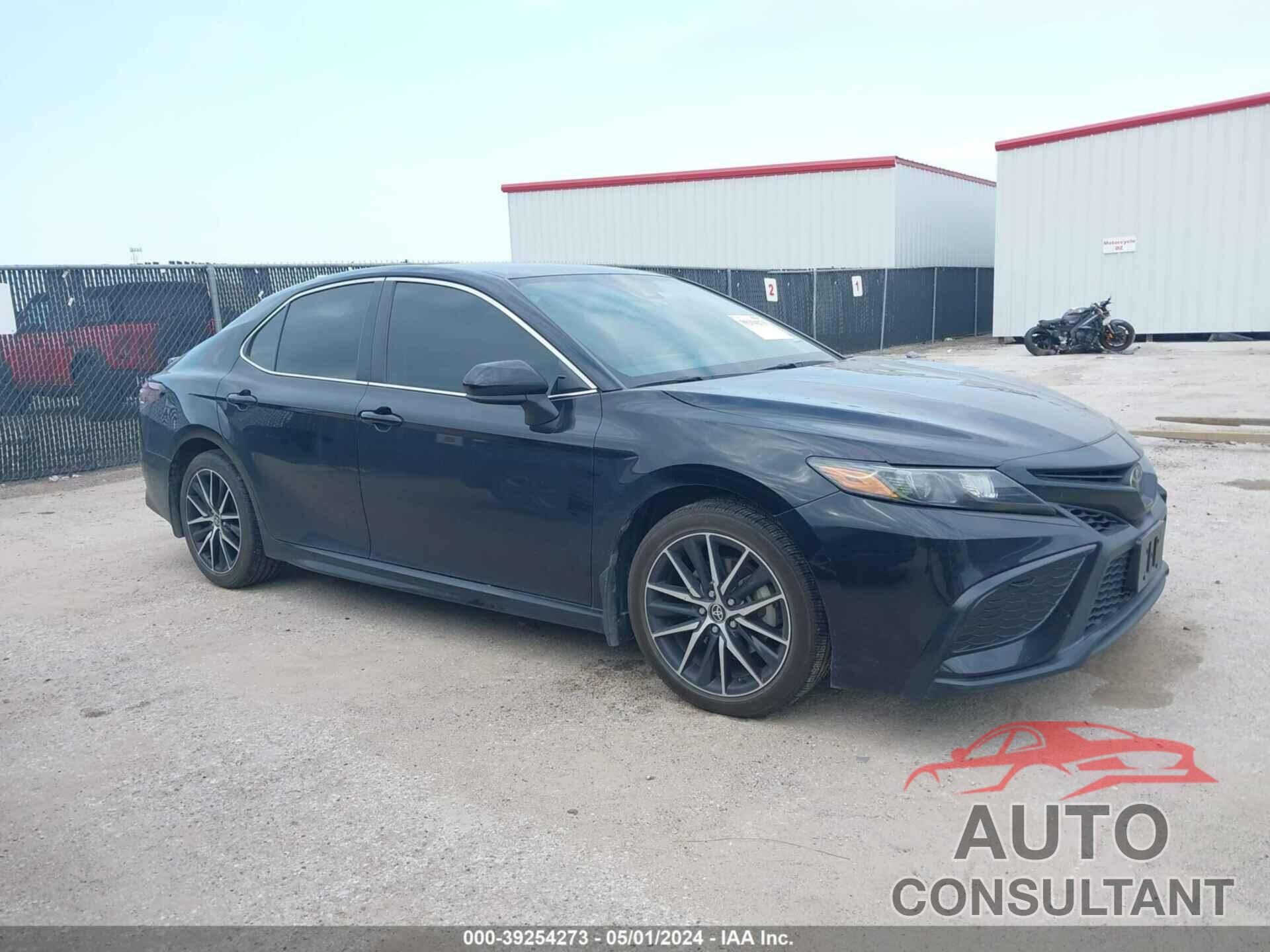 TOYOTA CAMRY 2021 - 4T1G11AK2MU436795