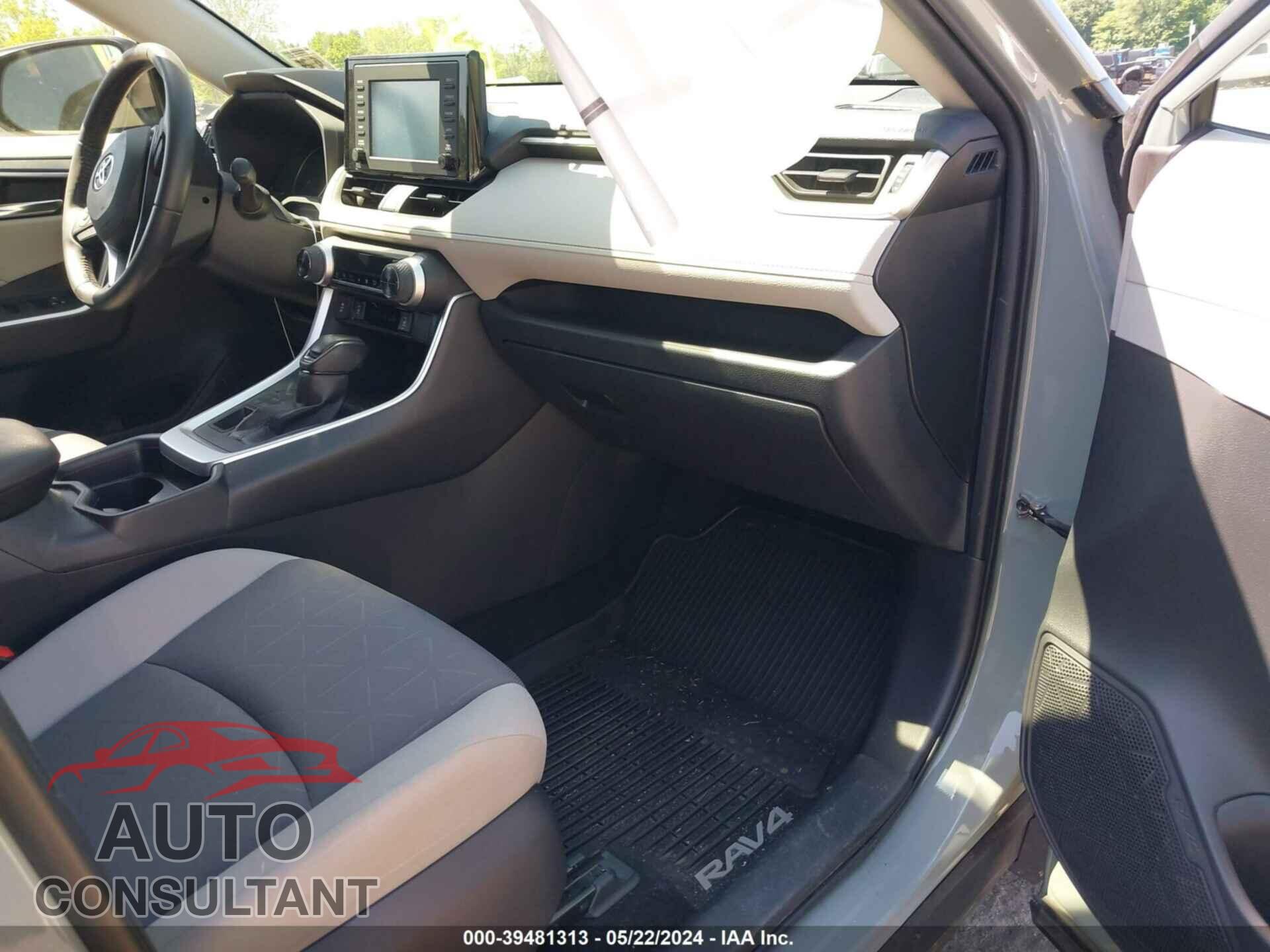 TOYOTA RAV4 2019 - JTMP1RFV4KD516411