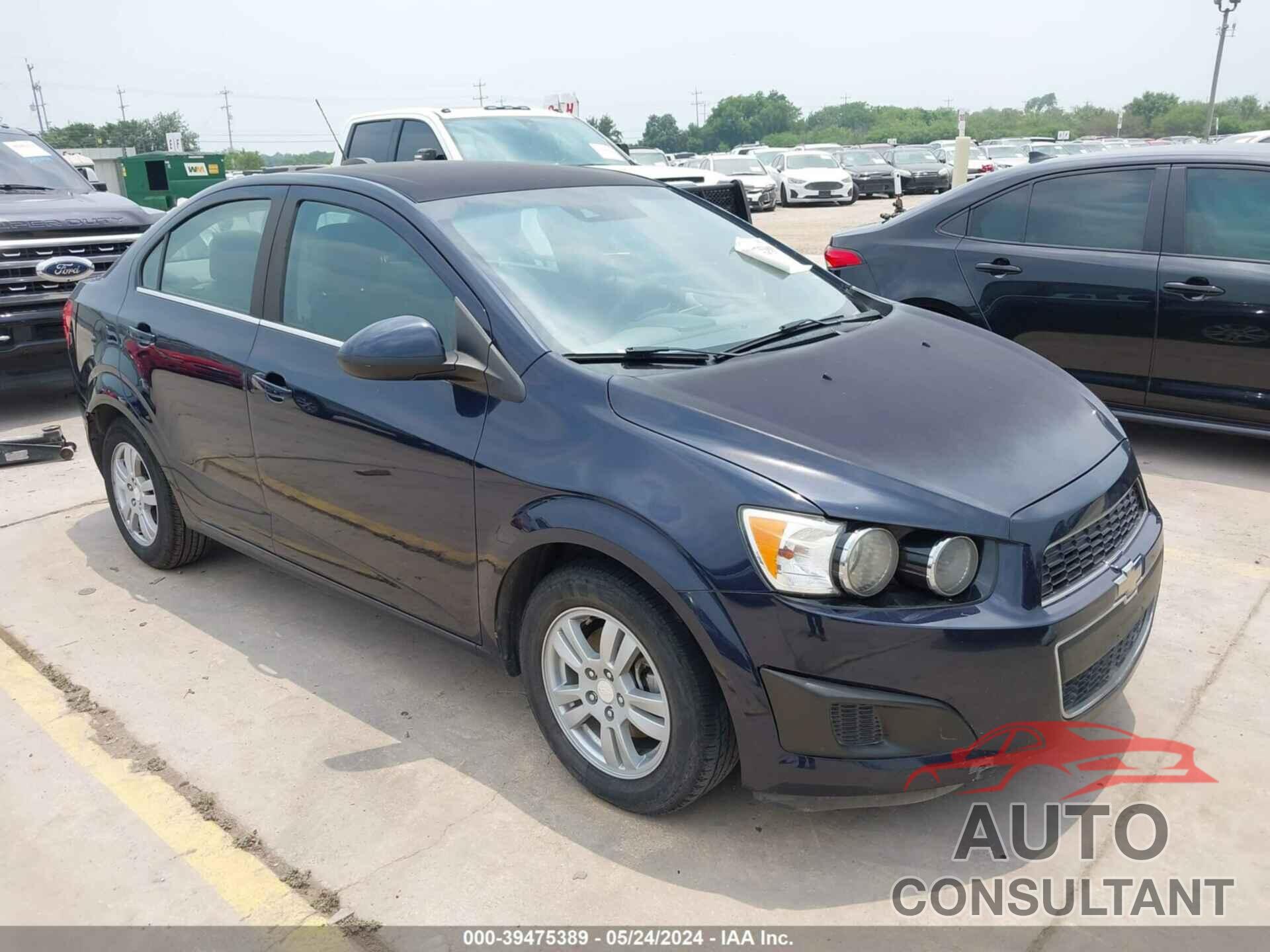 CHEVROLET SONIC 2016 - 1G1JC5SH8G4108714