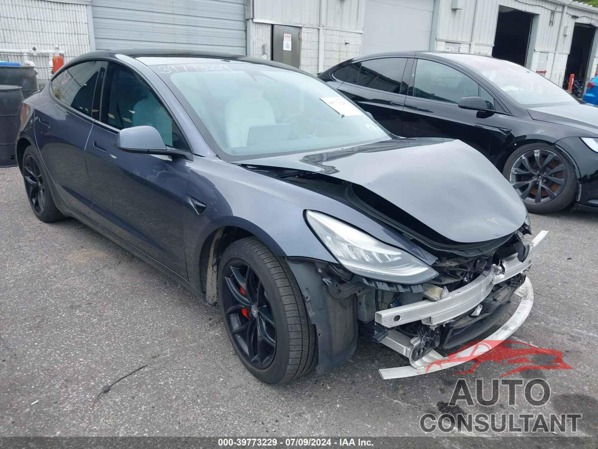 TESLA MODEL 3 2021 - 5YJ3E1EC1MF849682