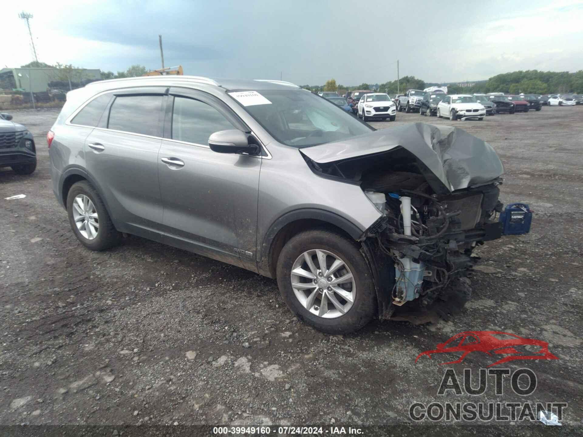 KIA SORENTO 2018 - 5XYPGDA51JG367528