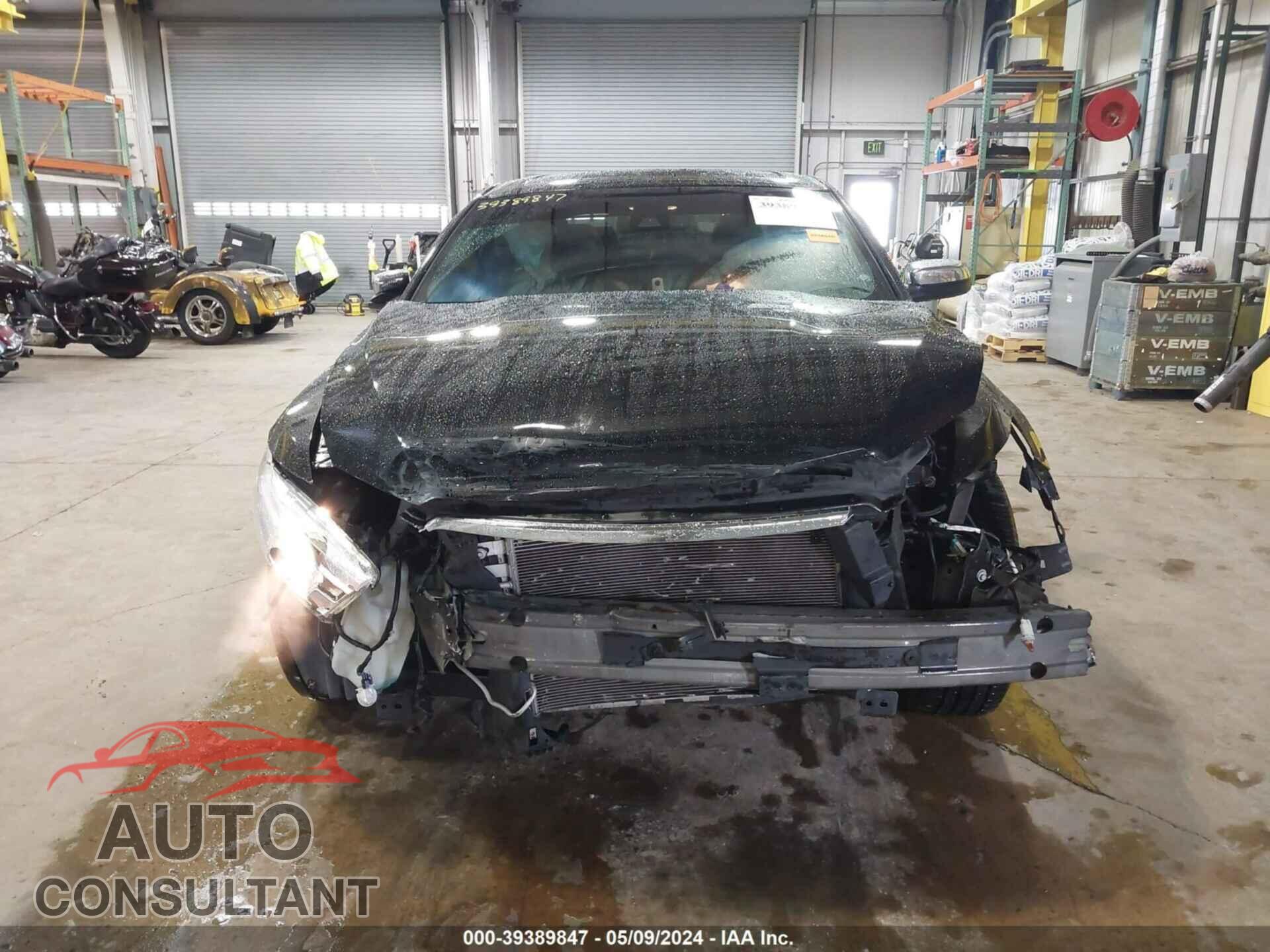 FORD TAURUS 2017 - 1FAHP2F83HG104112