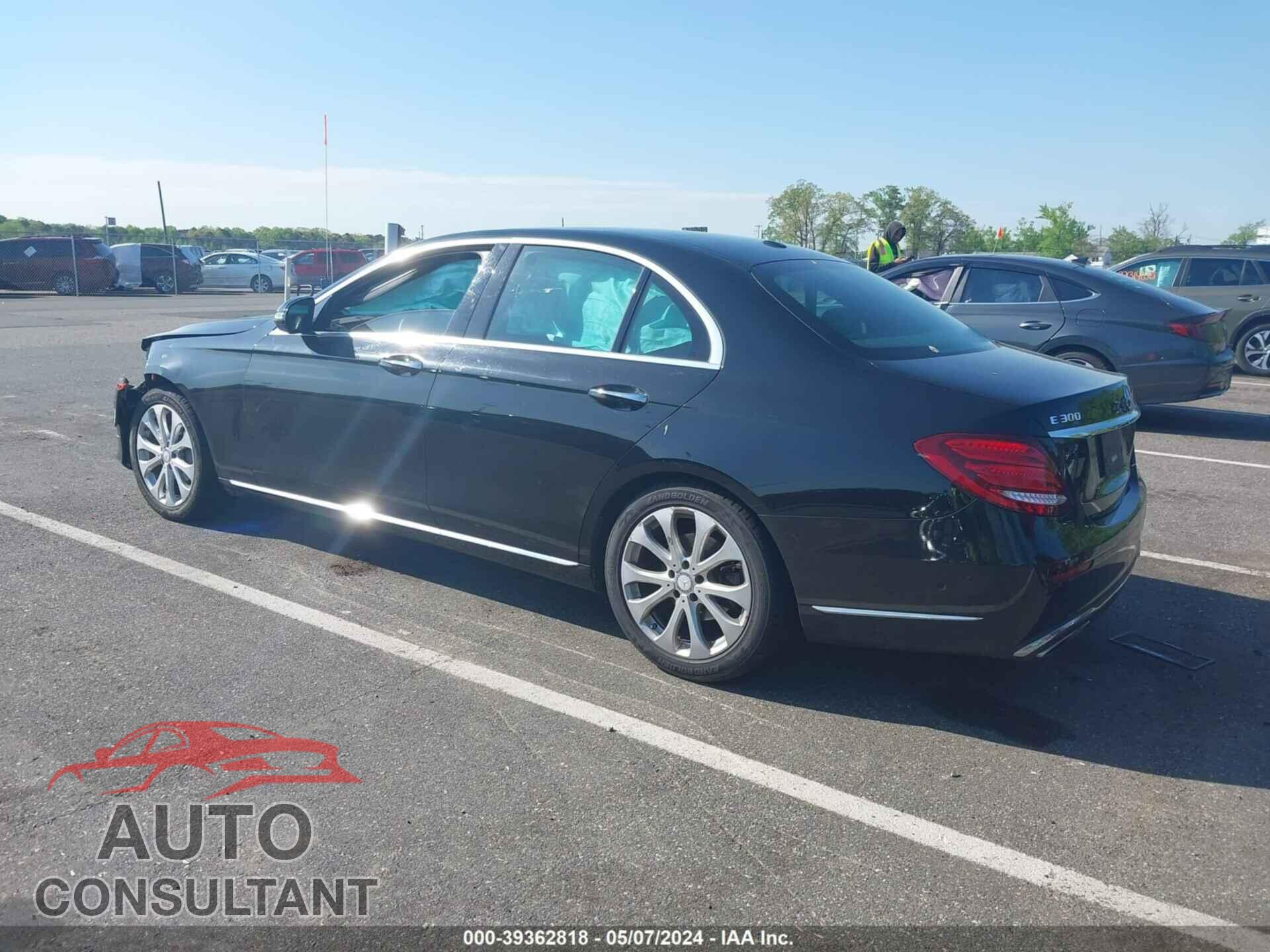 MERCEDES-BENZ E 2017 - WDDZF4KB7HA096460