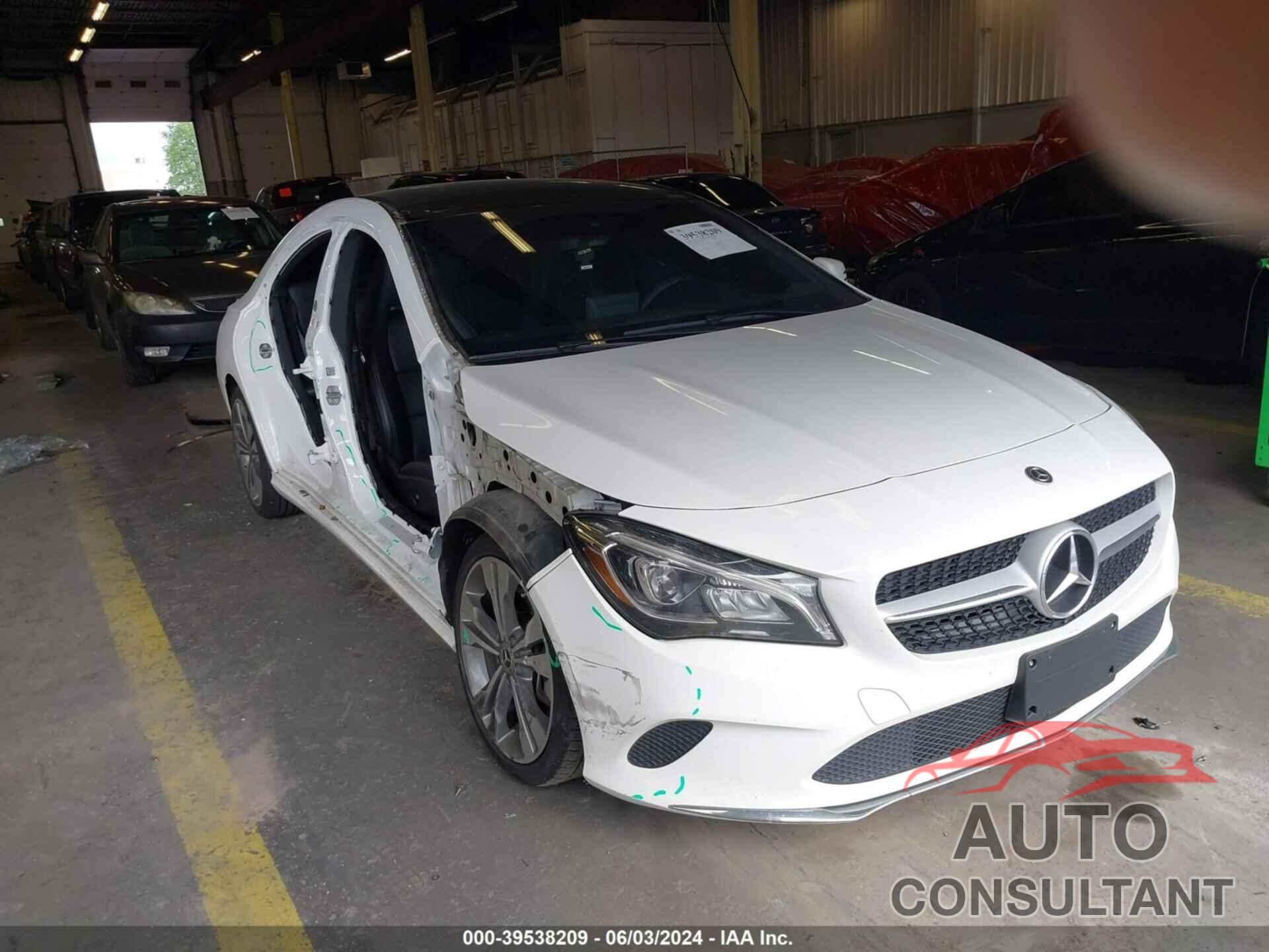 MERCEDES-BENZ CLA 250 2019 - WDDSJ4EB5KN742557