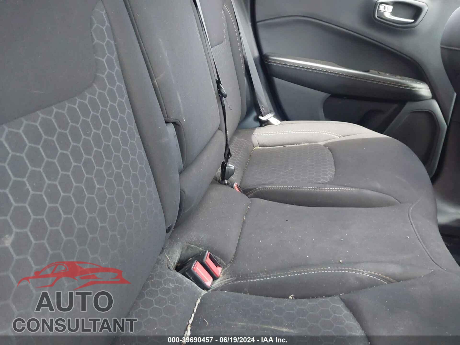 JEEP COMPASS 2020 - 3C4NJCAB3LT253504