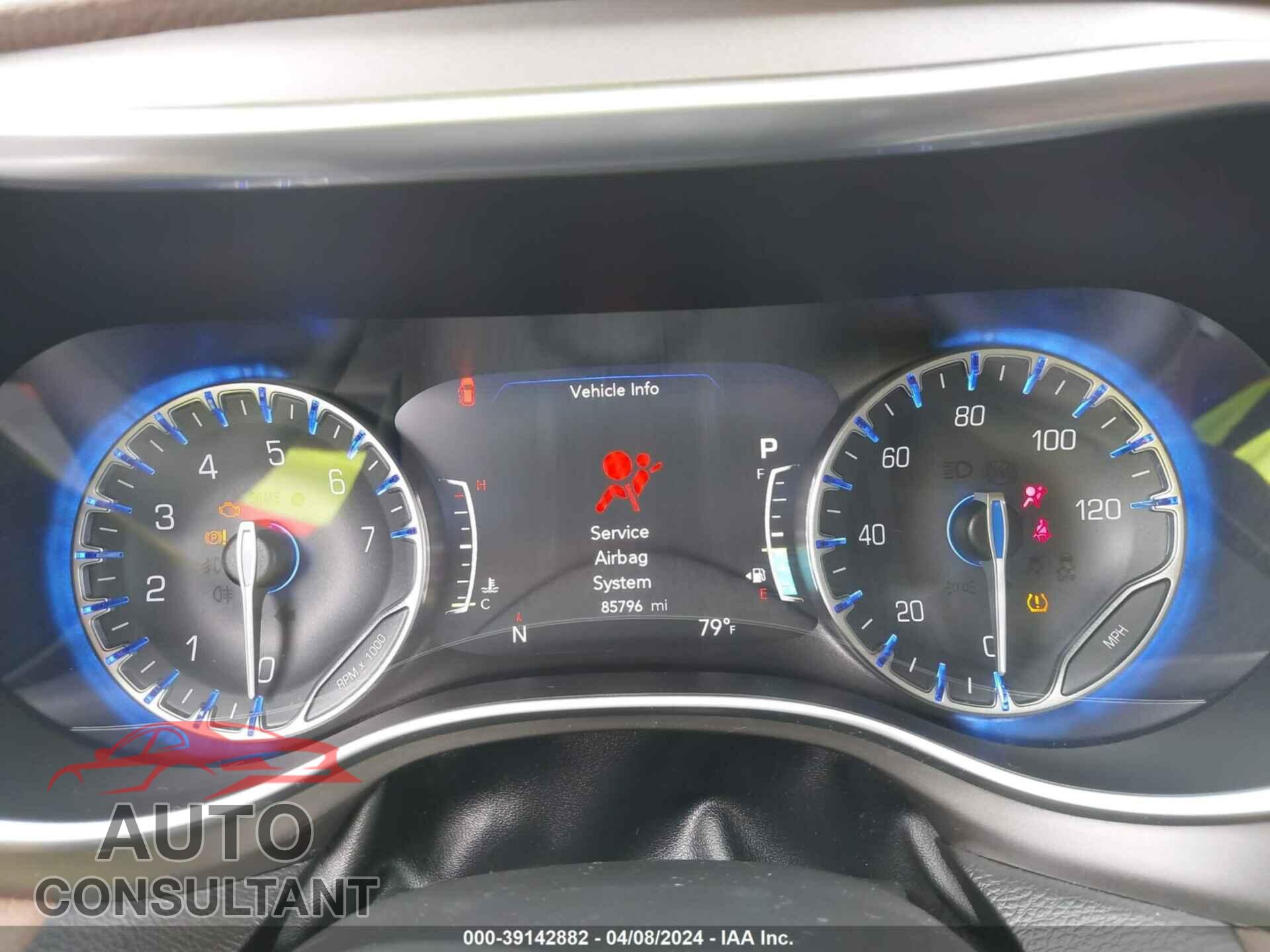 CHRYSLER PACIFICA 2018 - 2C4RC1GG5JR320977