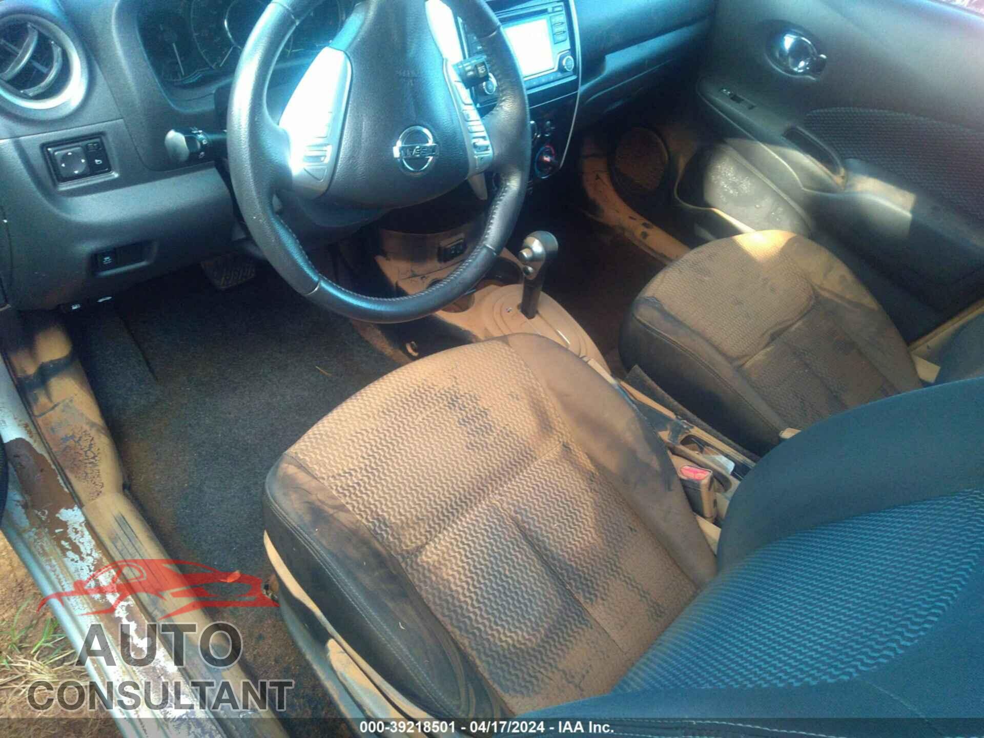 NISSAN VERSA NOTE 2018 - 3N1CE2CP9JL354187