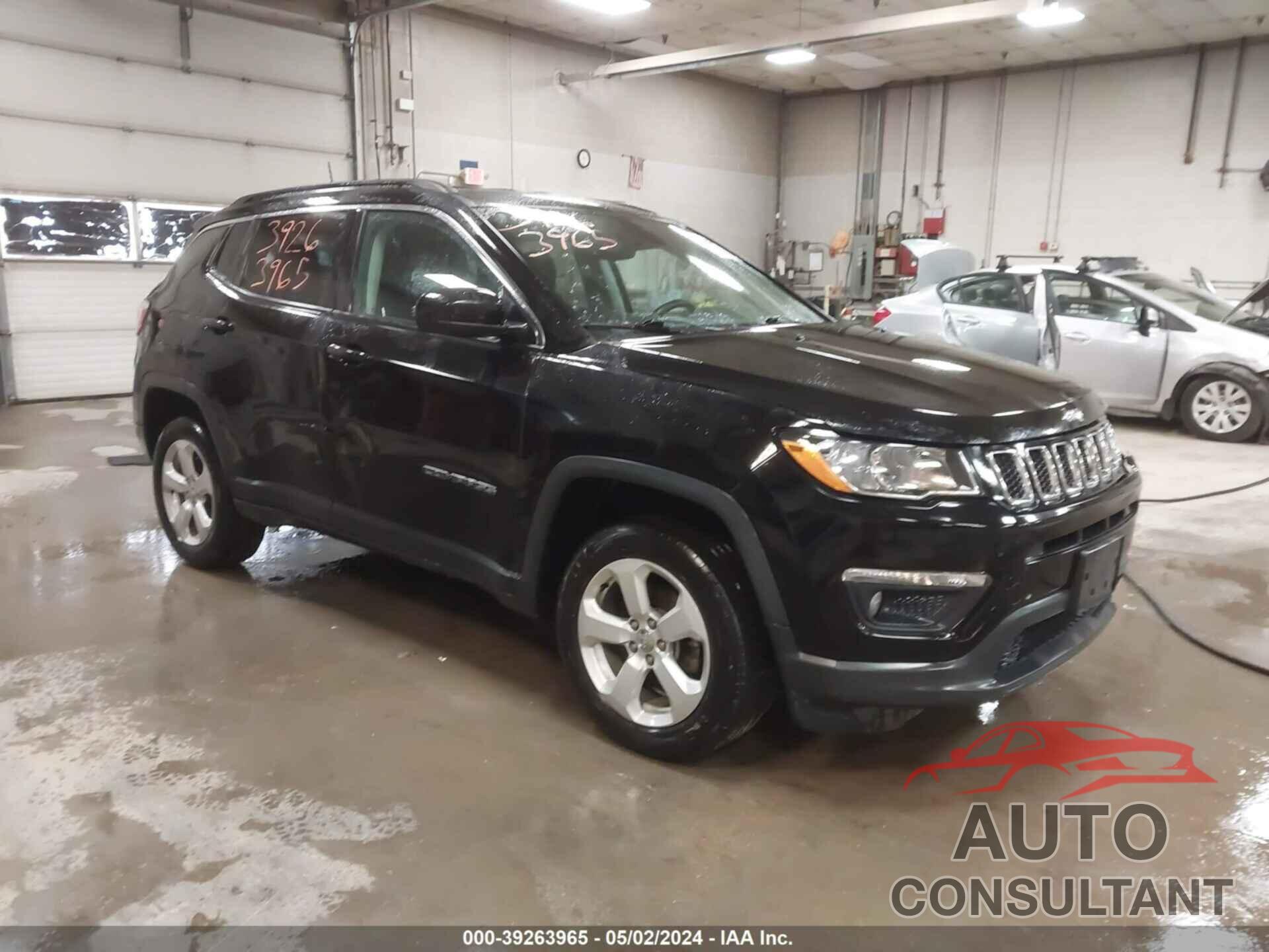 JEEP COMPASS 2018 - 3C4NJDBB5JT191749