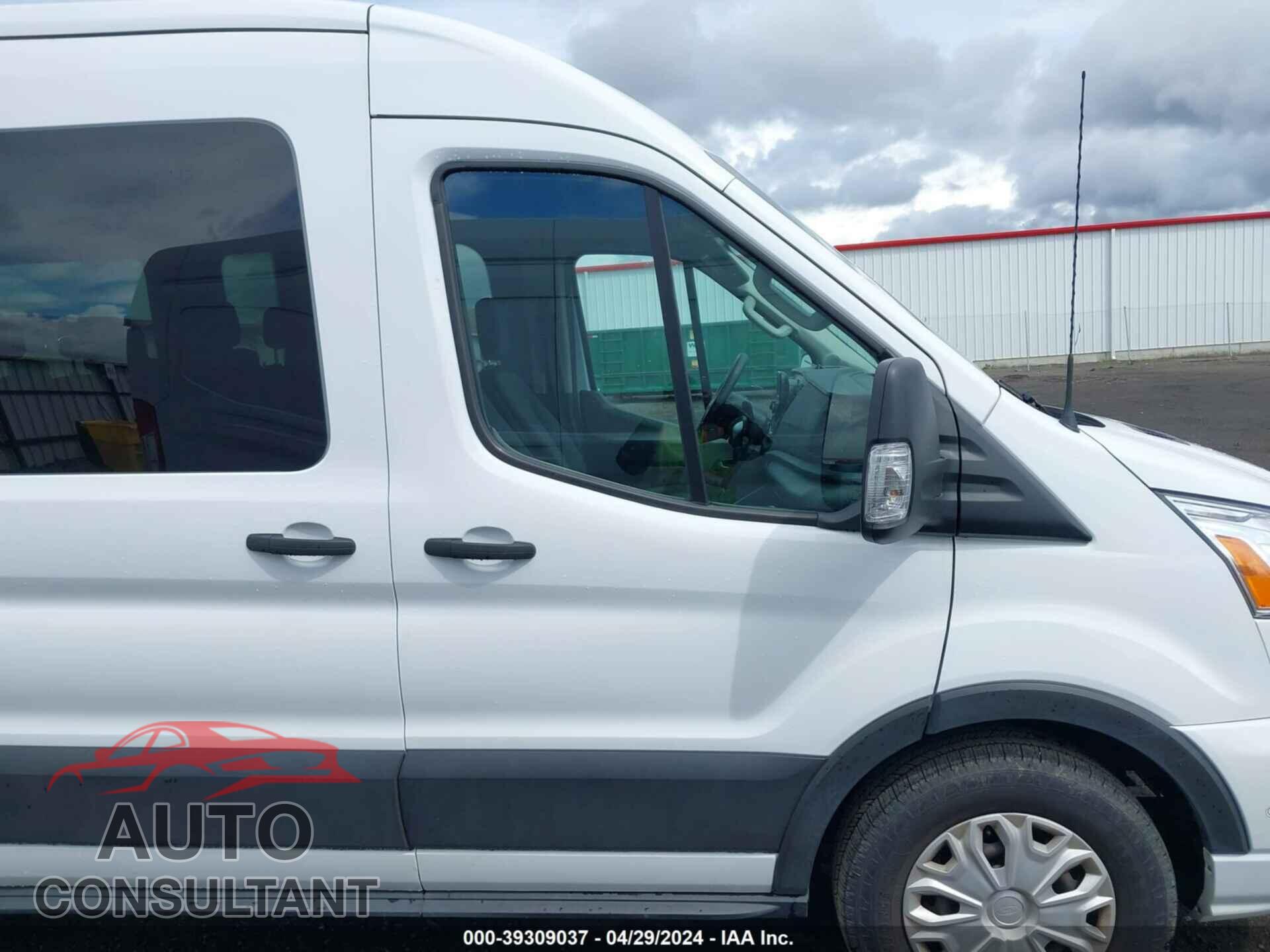 FORD TRANSIT 2021 - 1FBAX2C8XMKA50030