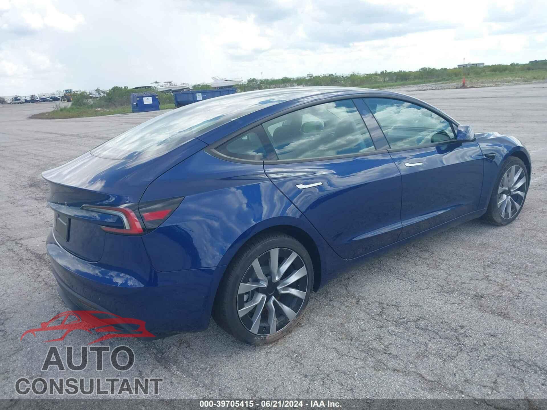 TESLA MODEL 3 2024 - 5YJ3E1EA5RF750630