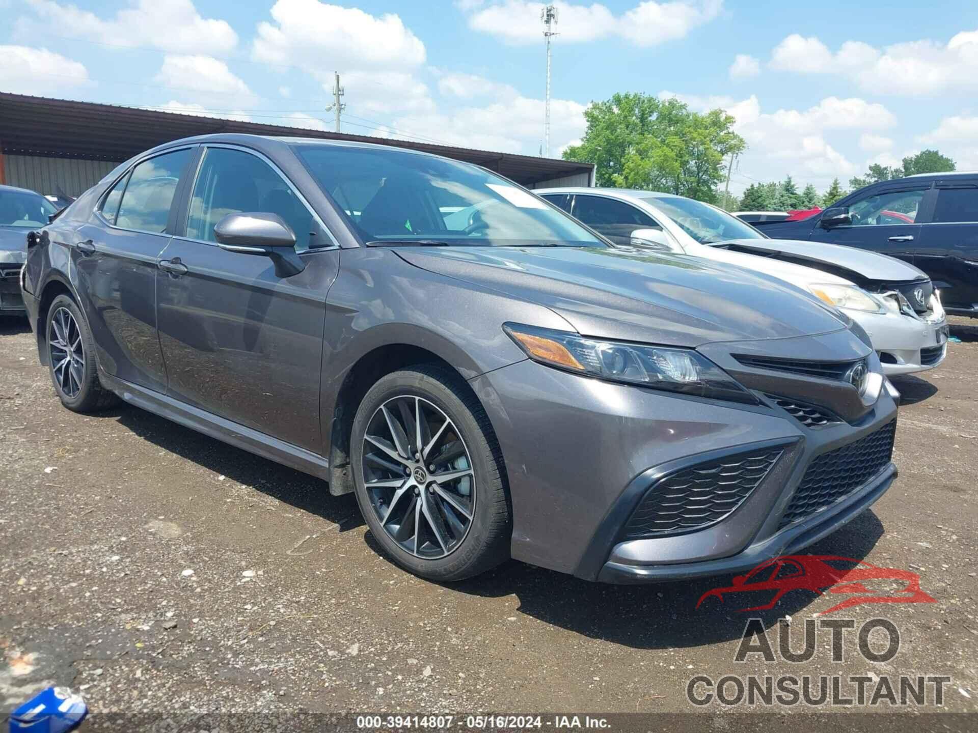TOYOTA CAMRY 2024 - 4T1G11AK6RU843722