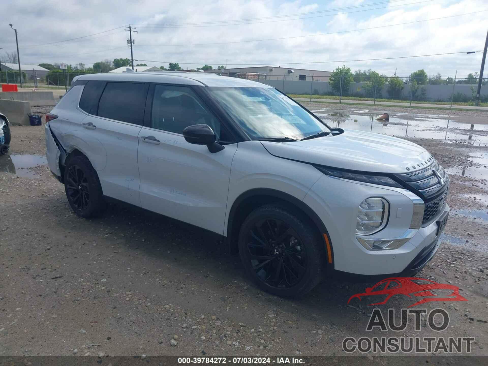 MITSUBISHI OUTLANDER 2023 - JA4J4UA89PZ035396