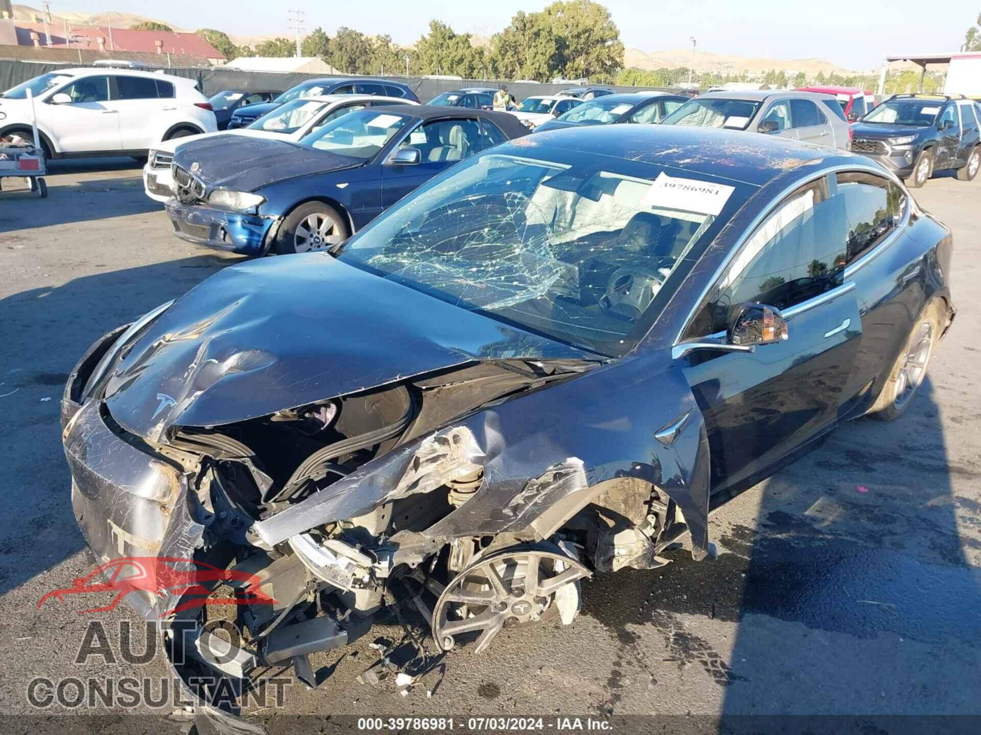 TESLA MODEL 3 2018 - 5YJ3E1EB2JF073761