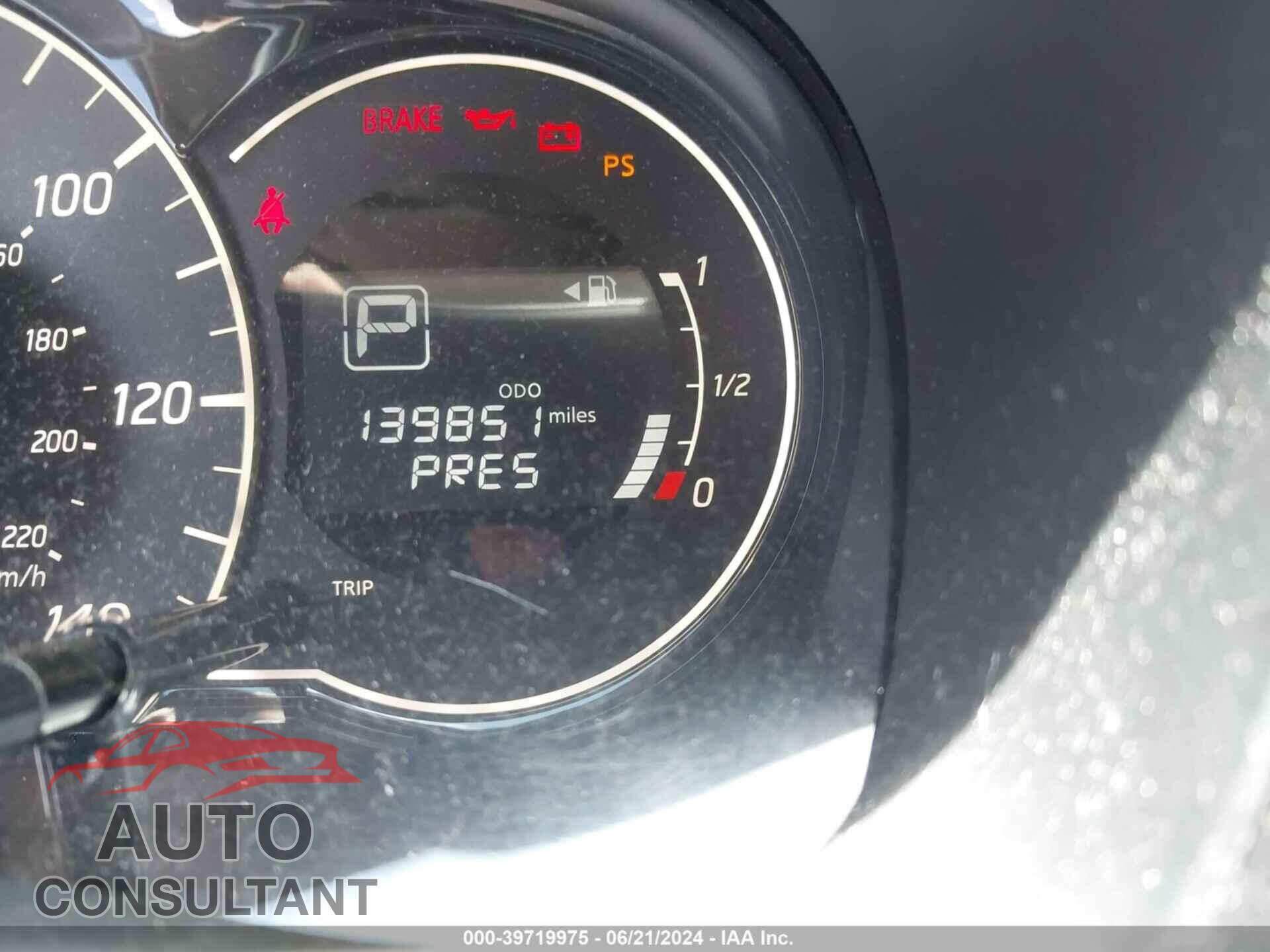 NISSAN VERSA NOTE 2017 - 3N1CE2CP0HL352001