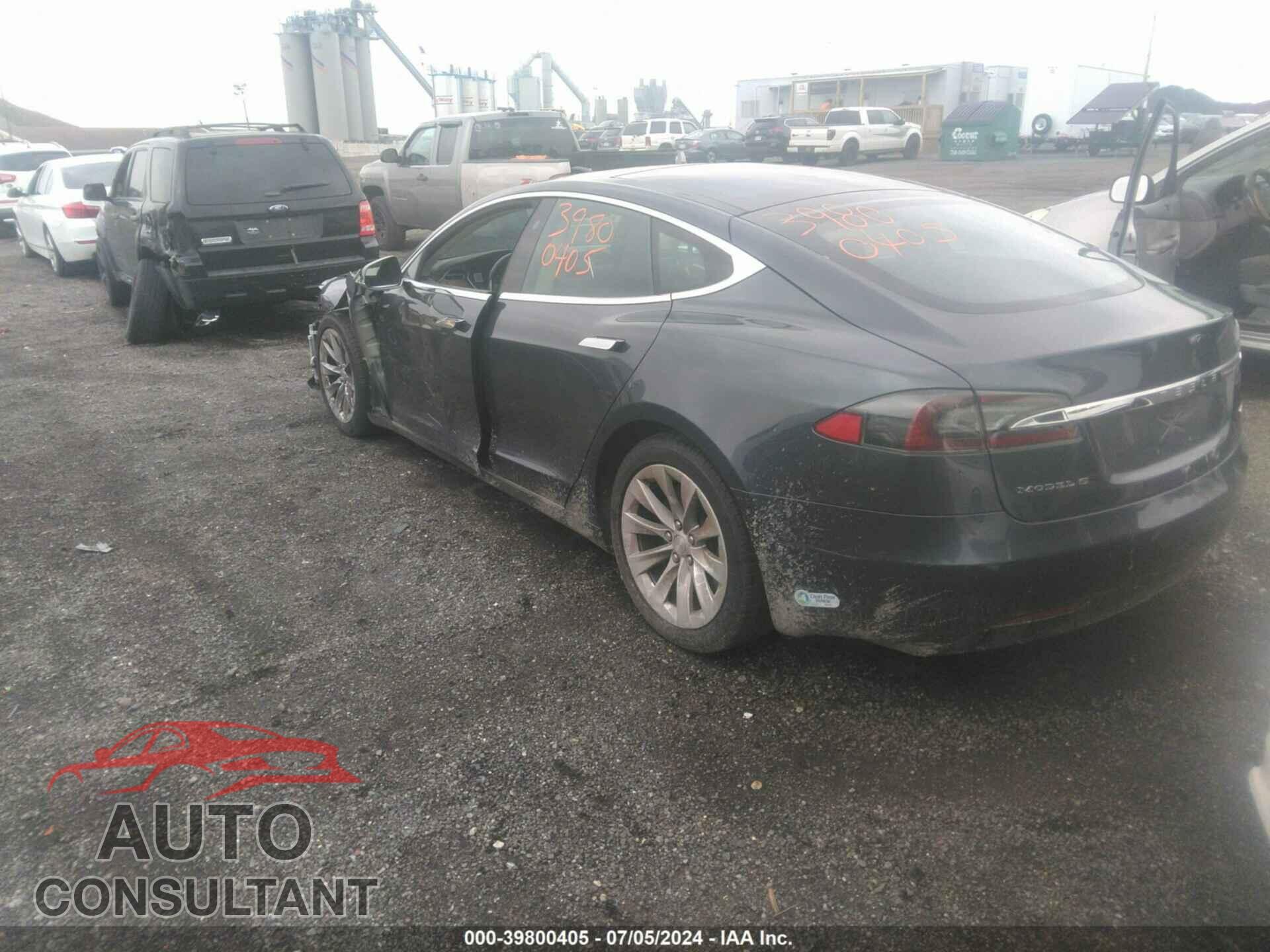 TESLA MODEL S 2017 - 5YJSA1E21HF186599